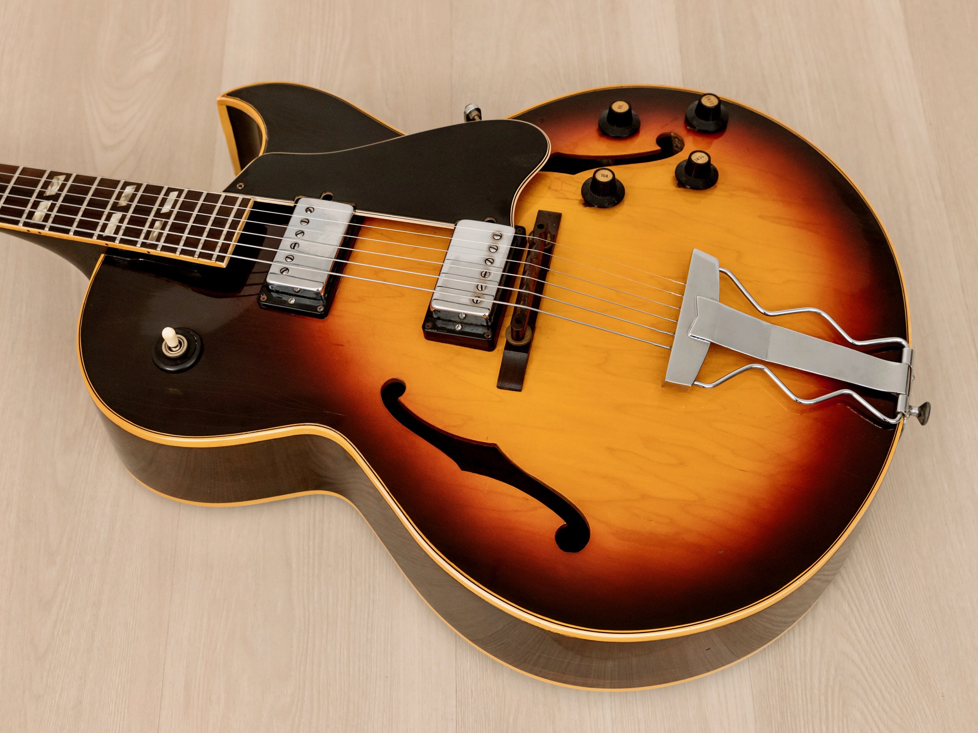 1968 Gibson ES-175 D Vintage Archtop Electric Guitar Sunburst w/ Pat # Pickups, Case