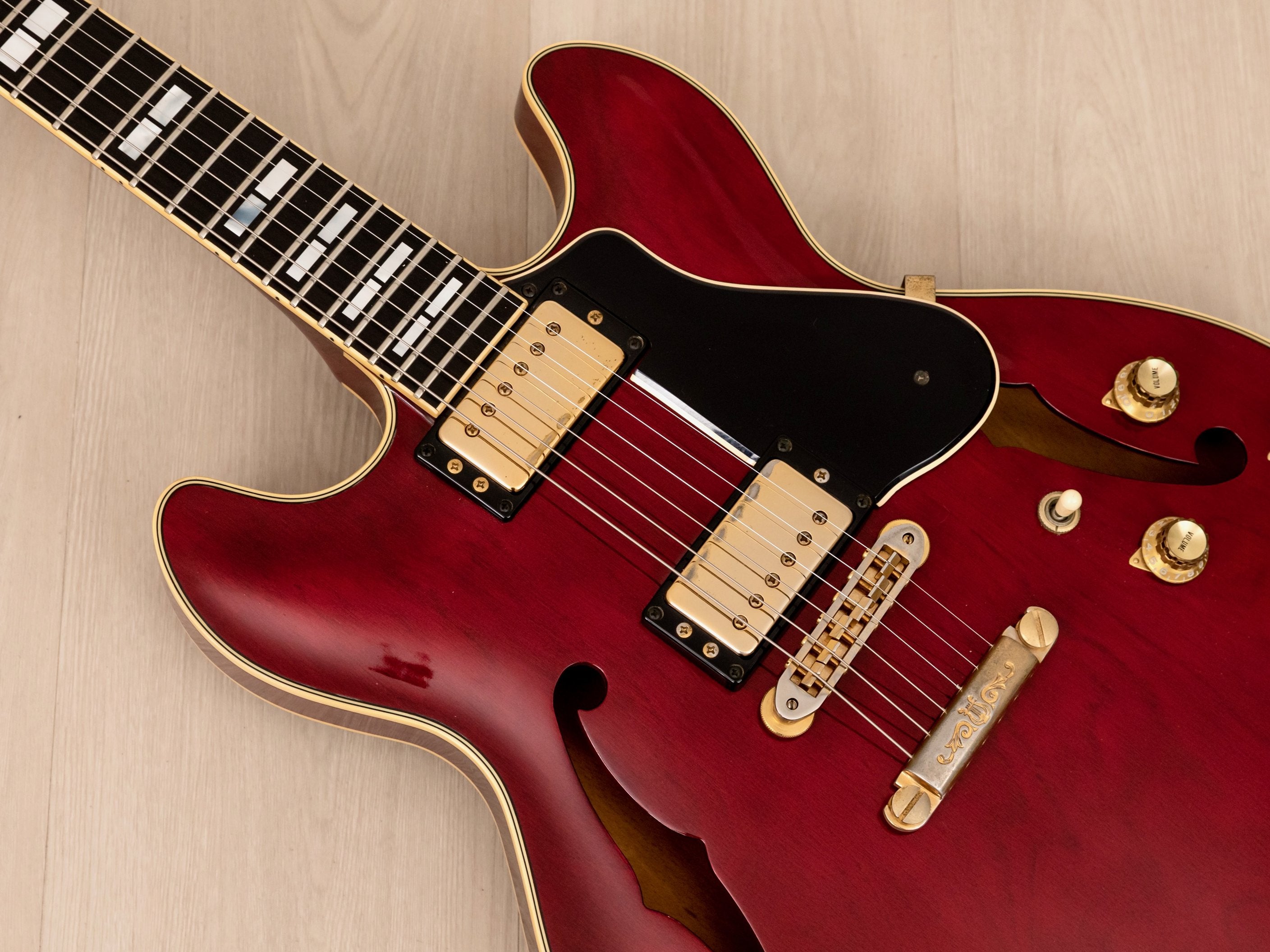 1982 Yamaha SA2000 Vintage SemiHollowbody ESStyle Guitar Burgundy, 1