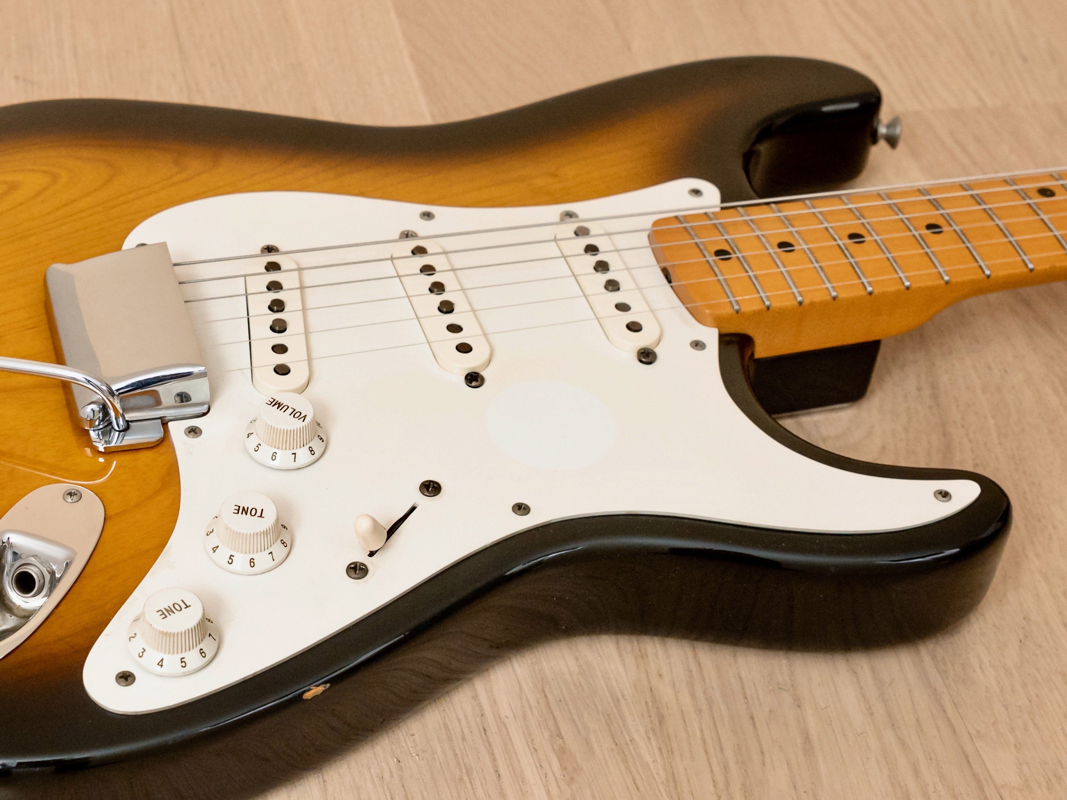 1990 Fender Custom Shop 1954 Stratocaster Sunburst Ash 100% Original w/ Tweed Case