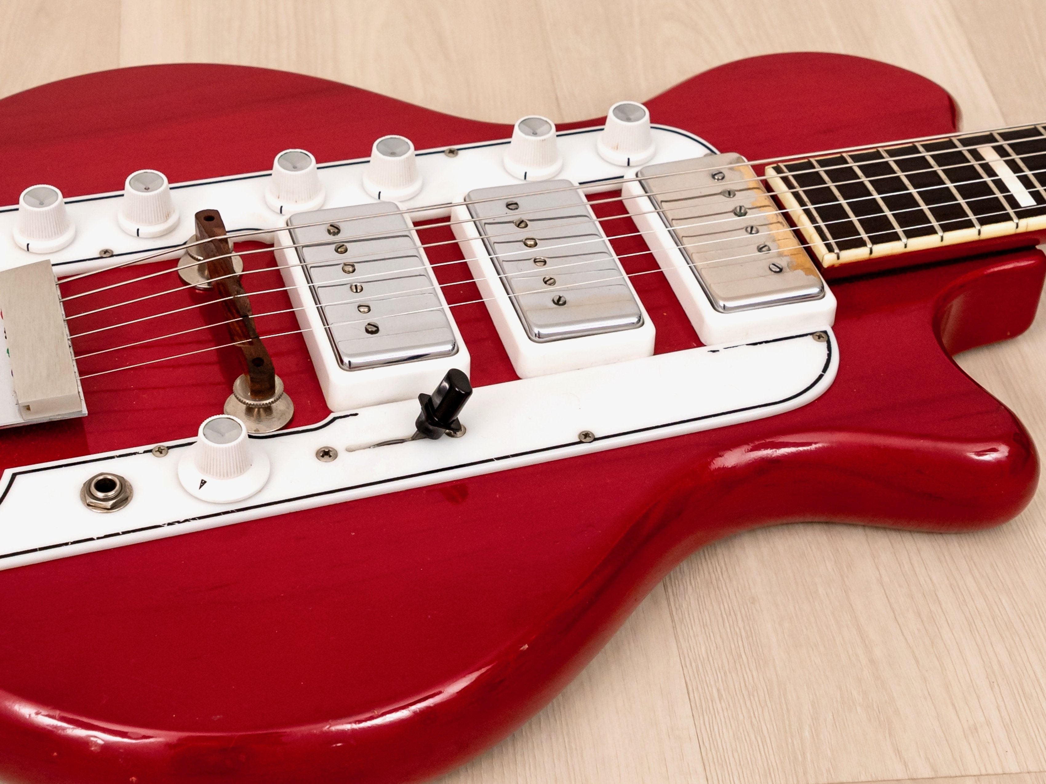1962 Supro Airline Town & Country Triple Pickup Vintage Guitar Cherry, USA Valco-Made w/ Case