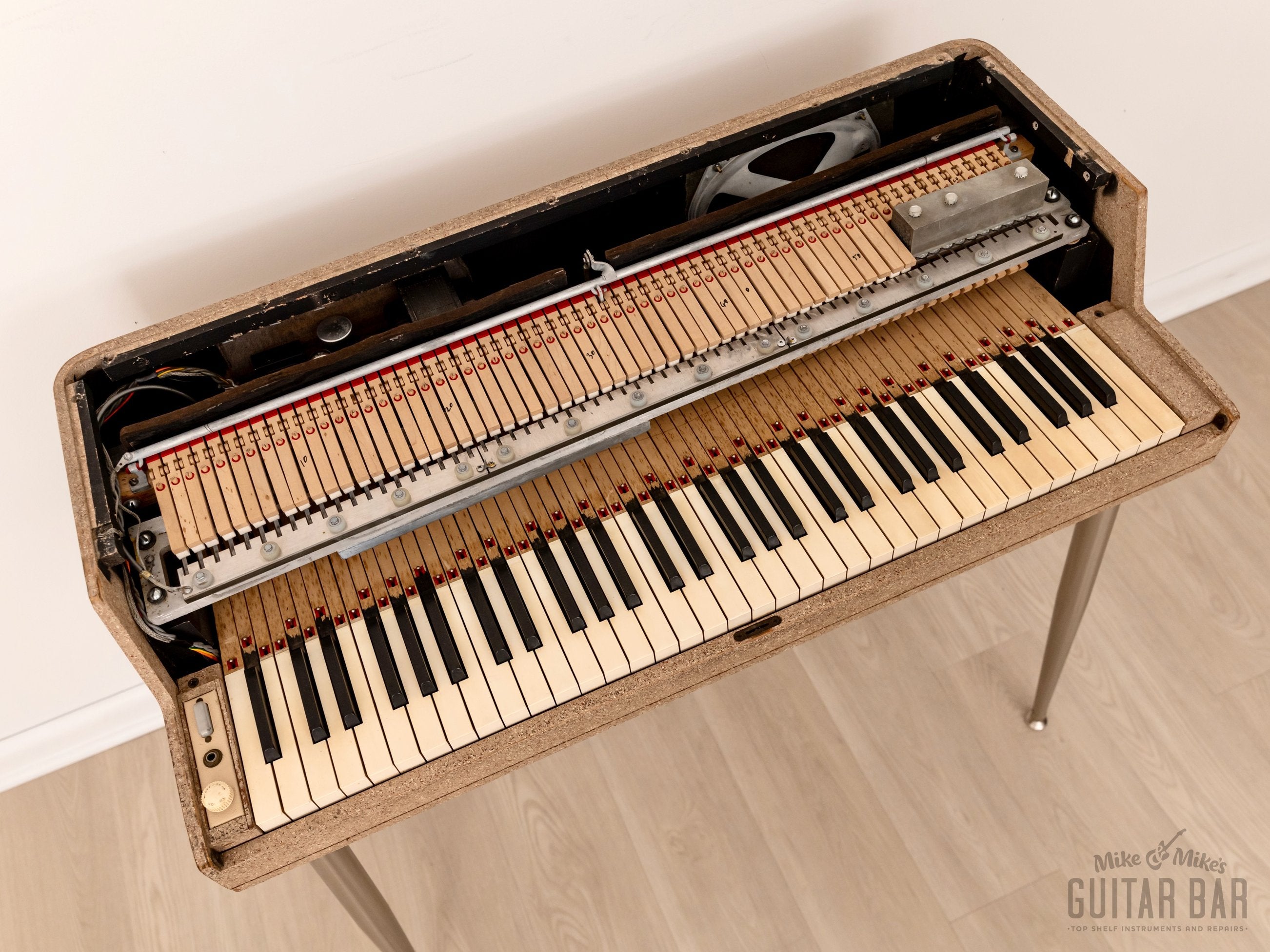 1958 Wurlitzer 120 Vintage Electric Piano Tube-Driven & Serviced w/ Pedal