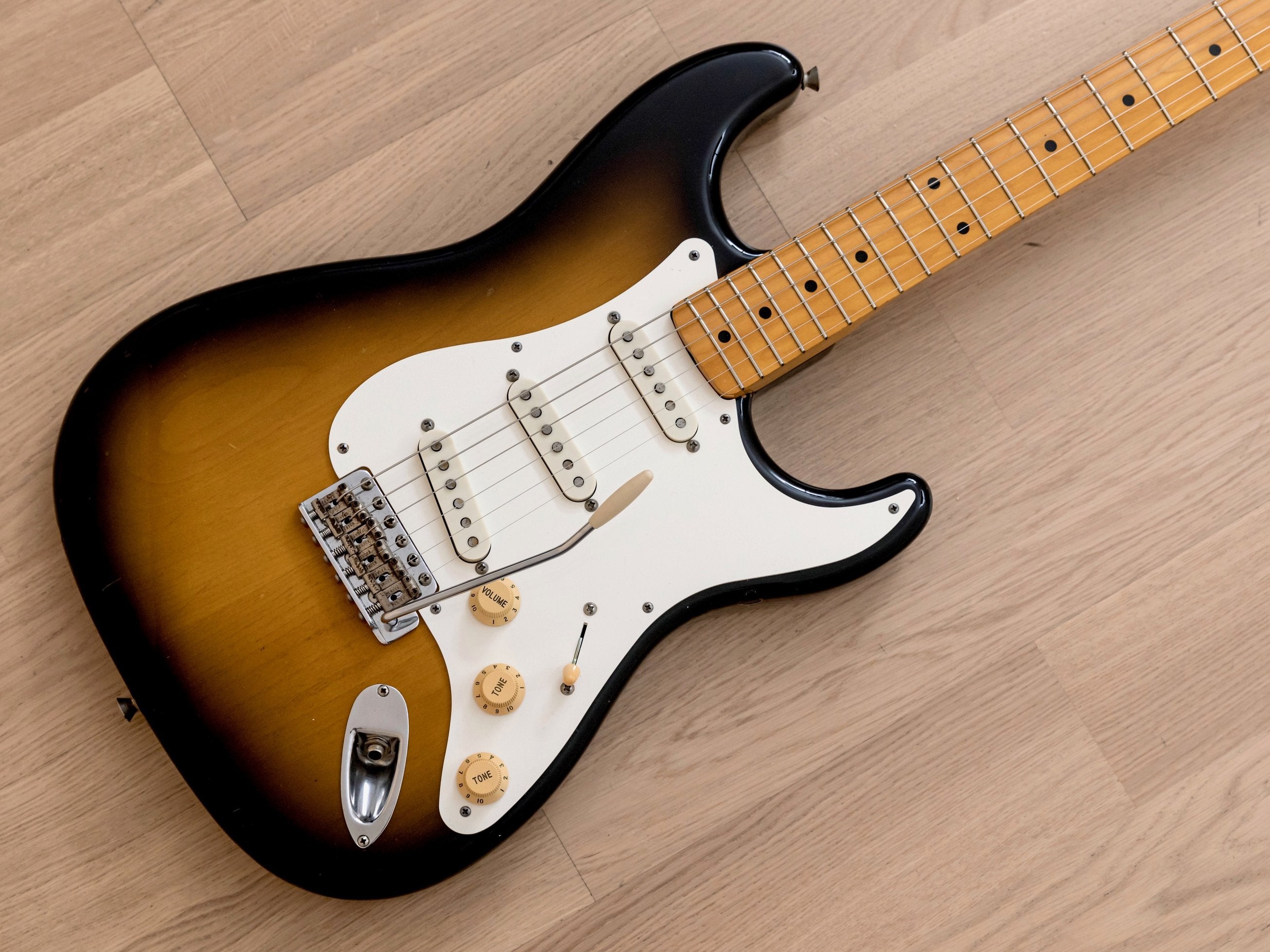 1990 Fender Stratocaster '57 Vintage Reissue ST57-65 Sunburst w/ USA Pickups, Japan MIJ Fujigen