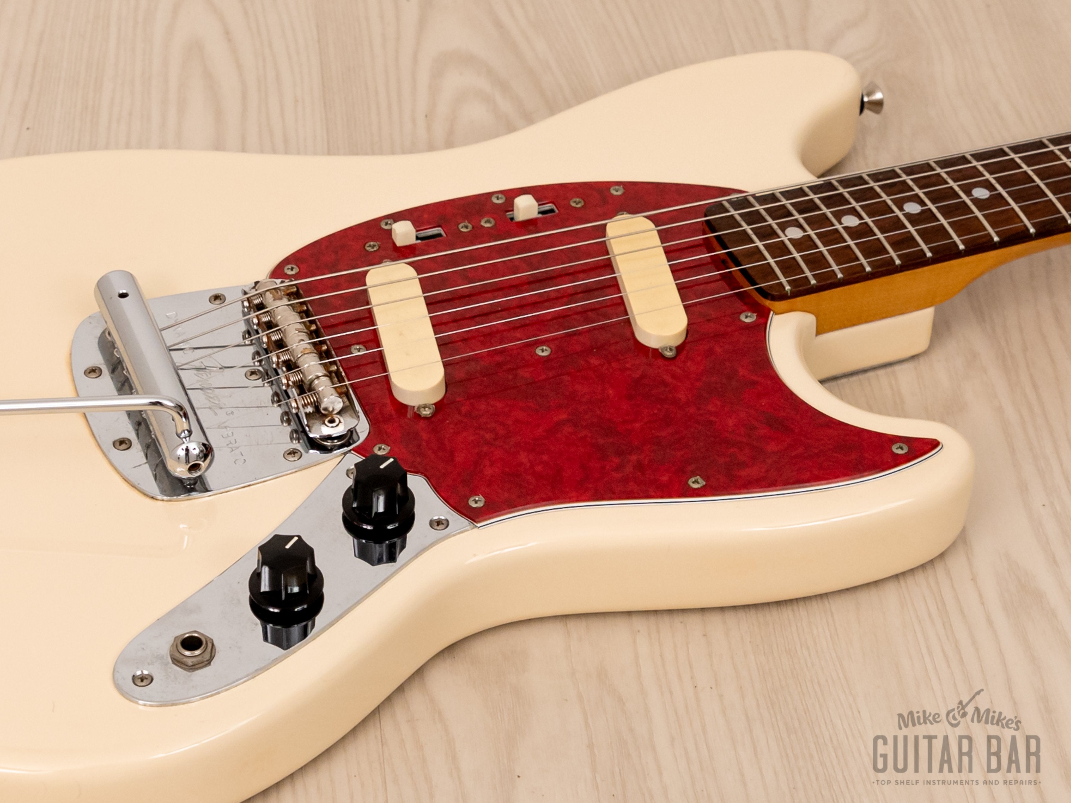 1999 Fender Mustang '66 Vintage Reissue Offset Guitar MG66-66 