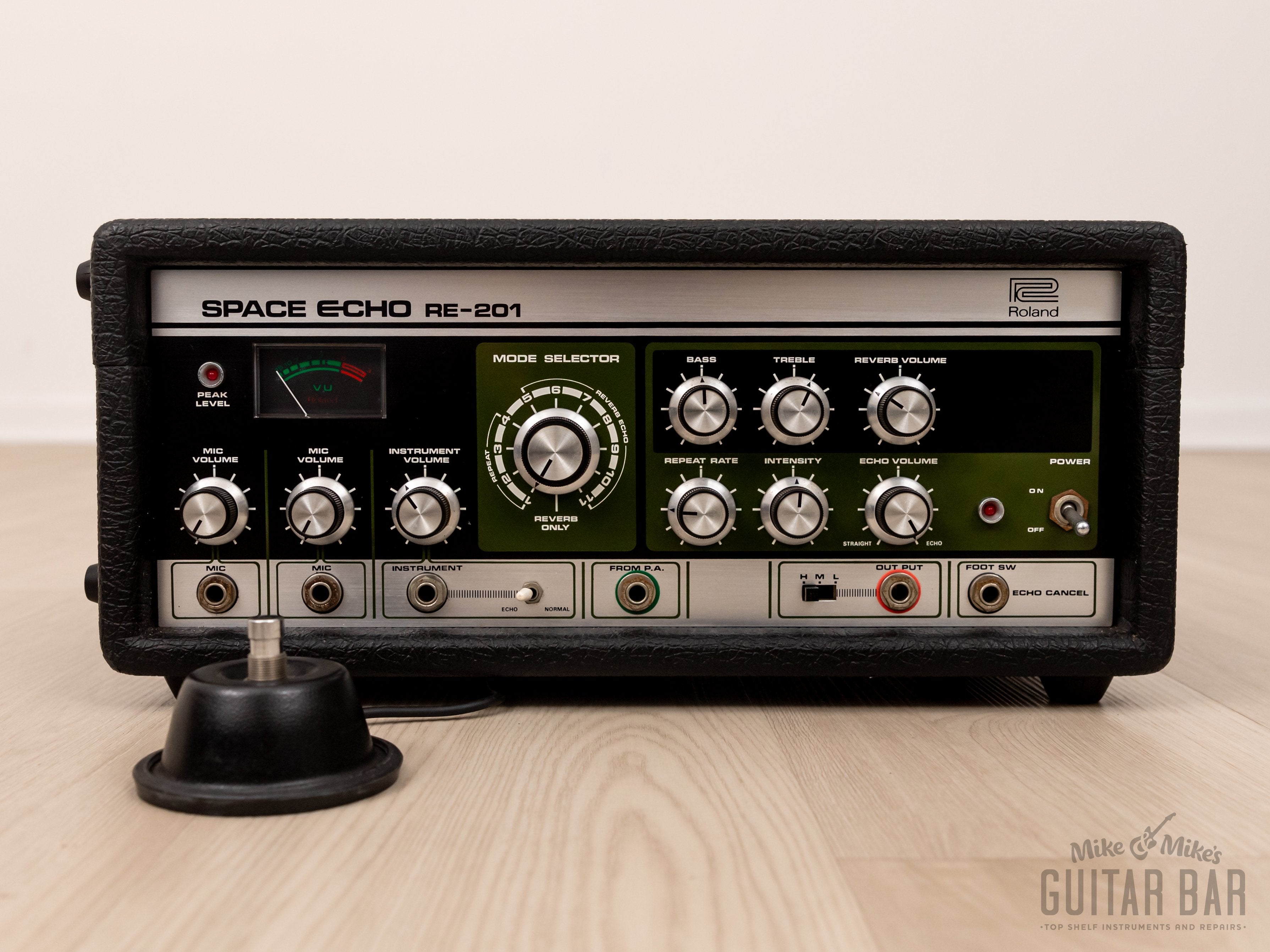 1970s Roland Space Echo RE-201 Vintage Analog Tape Delay, Clean & Serviced 120V w/ Ftsw