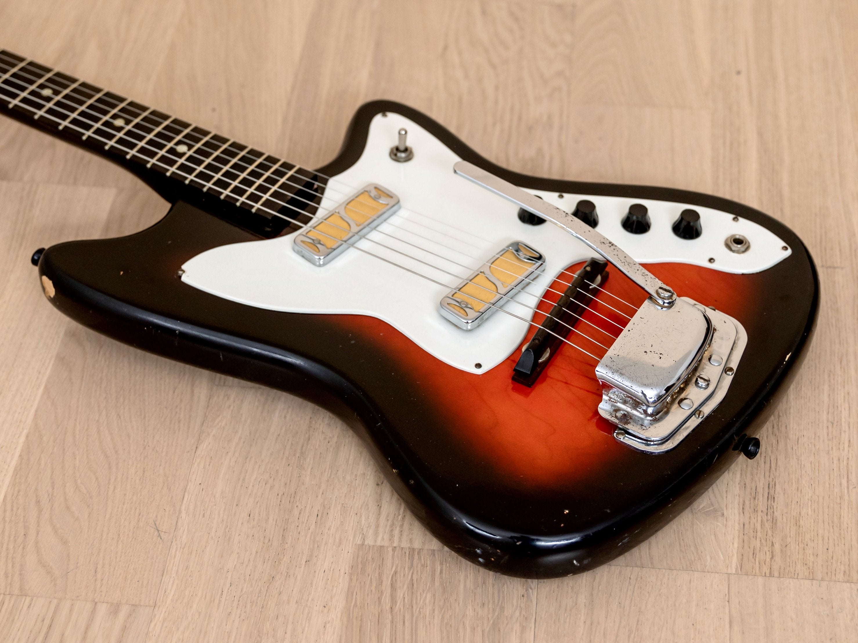 1967 Harmony Silhouette H17 Holiday-Branded Vintage Electric Guitar w/ DeArmond Gold Foils, Bobkat