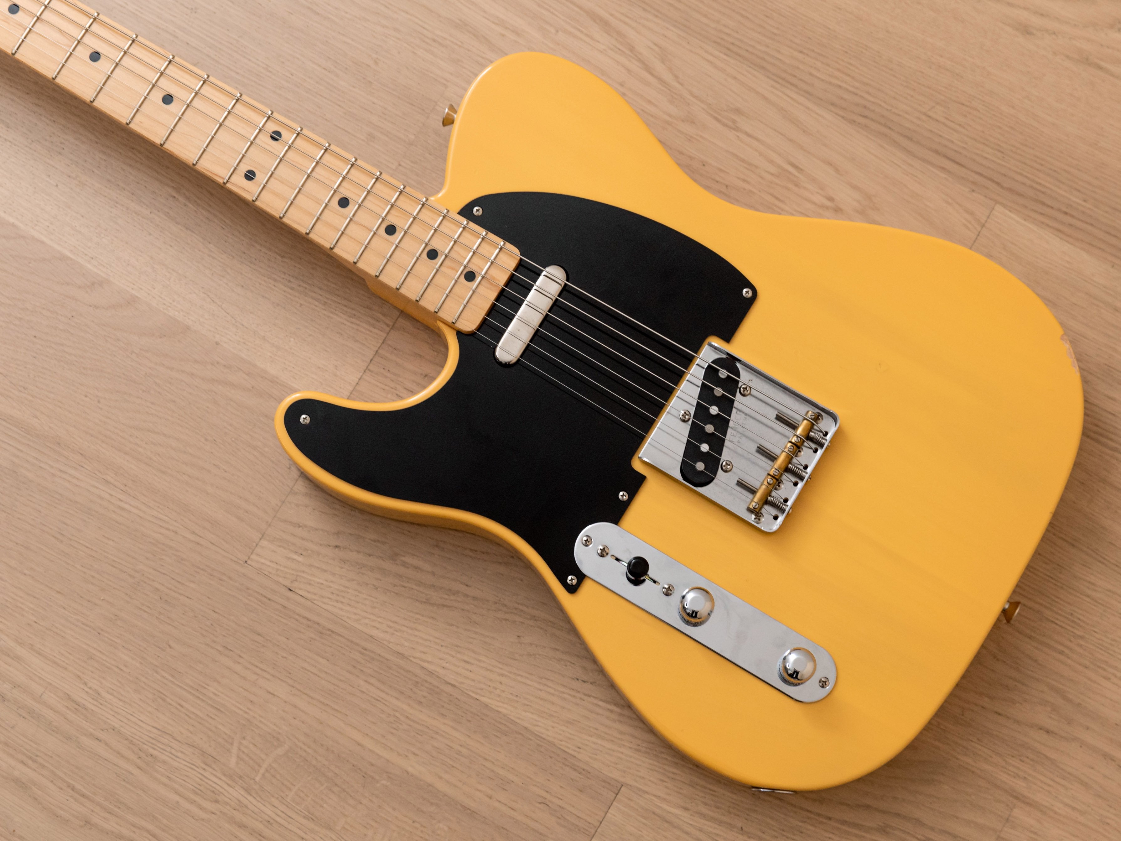 MIJ TRADITIONAL 50S TELECASTER LEFTY重さは326kgです