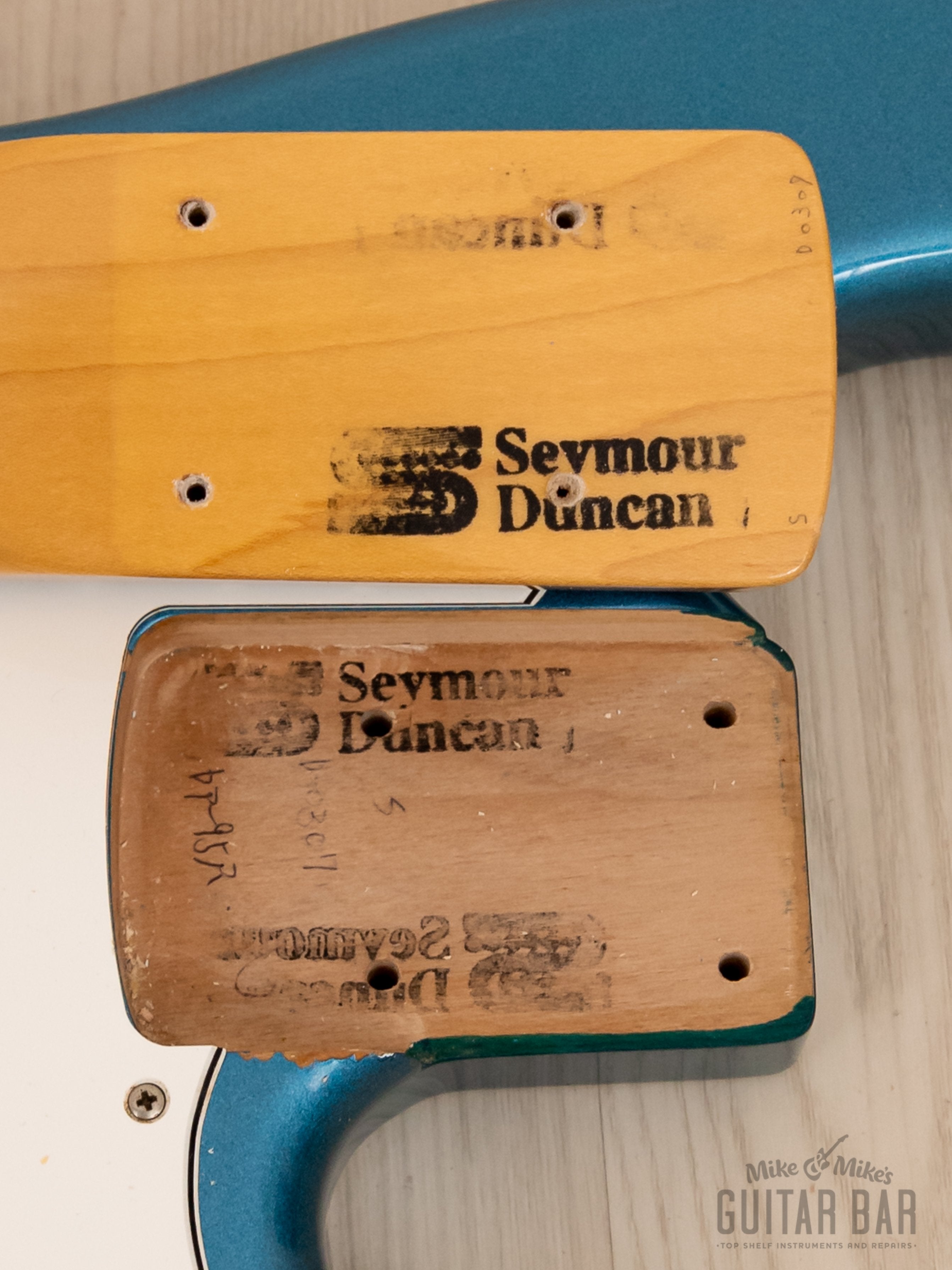 2002 ESP-Made Seymour Duncan Traditional Series DP-95R P Bass, Lake Placid Blue, Japan