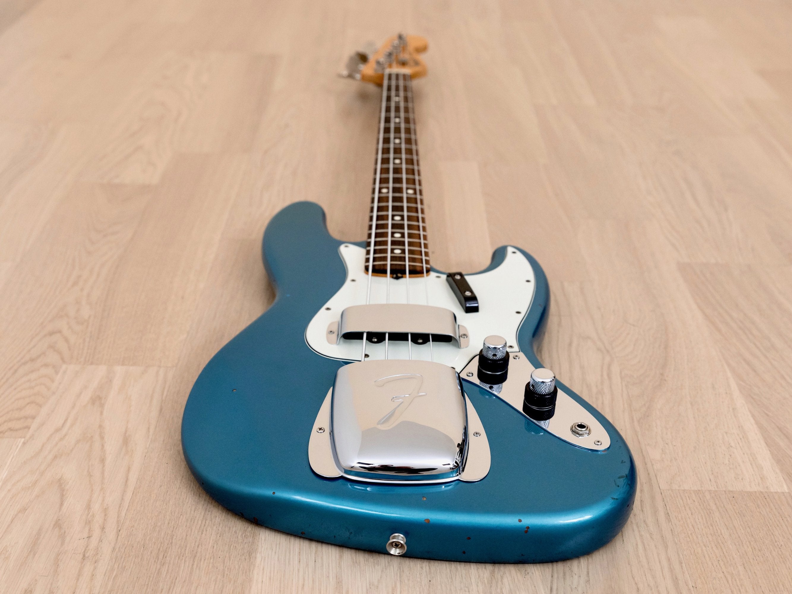 1998 Fender American Vintage '62 Jazz Bass Stack Knob Lake Placid Blue w/ Case, Geddy Lee Pickups