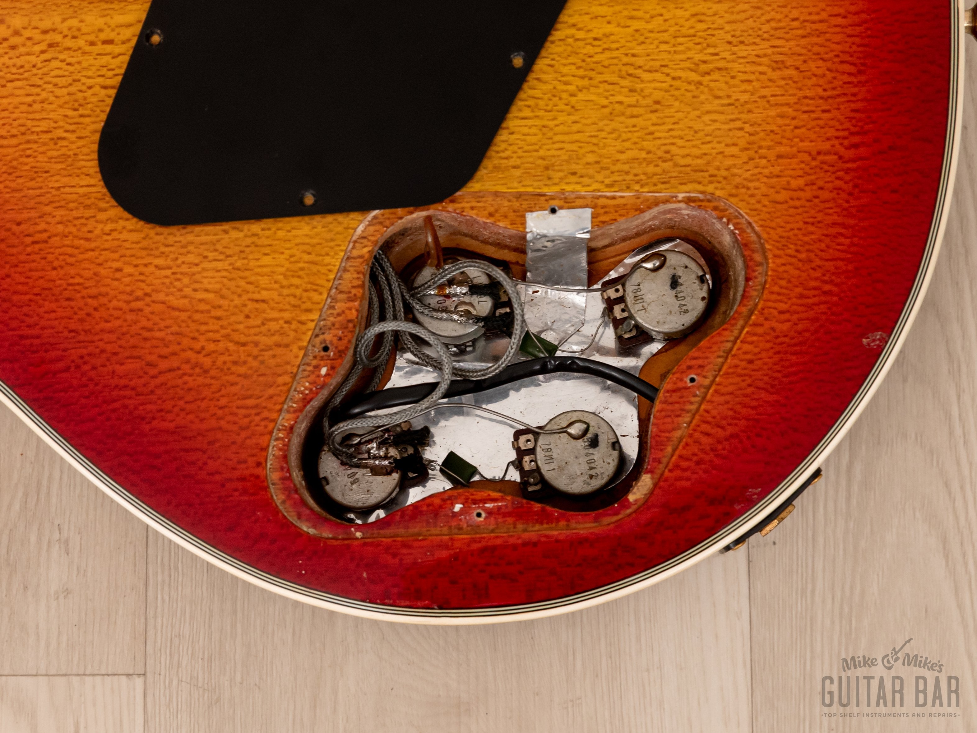 1978 Greco EG600C Custom Vintage Guitar Cherry Sunburst w/ Maxon U-1000, Japan Fujigen