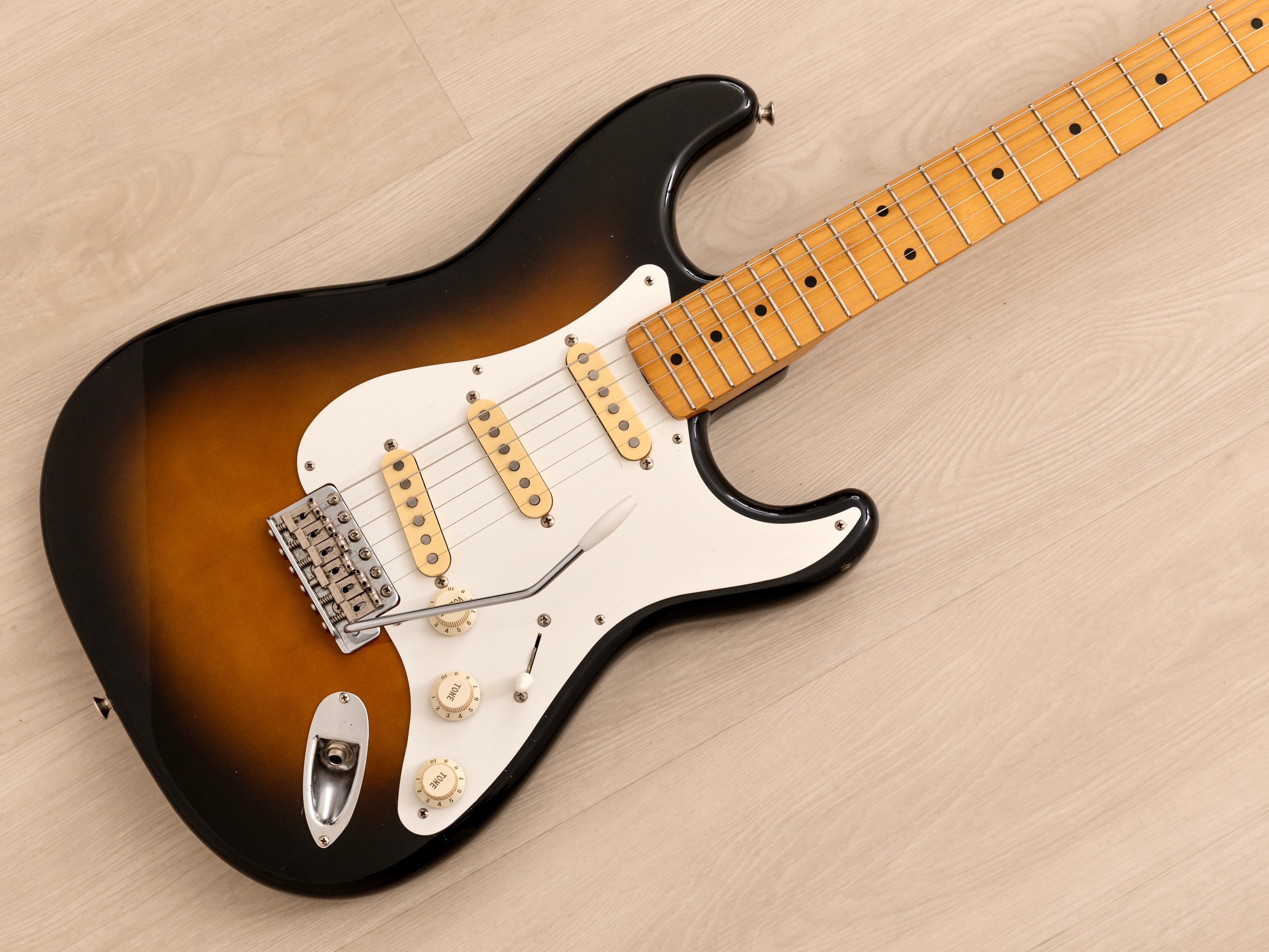 1989 Fender Stratocaster ‘57 Vintage Reissue ST57-55 Sunburst w/ Case, Japan MIJ Fujigen