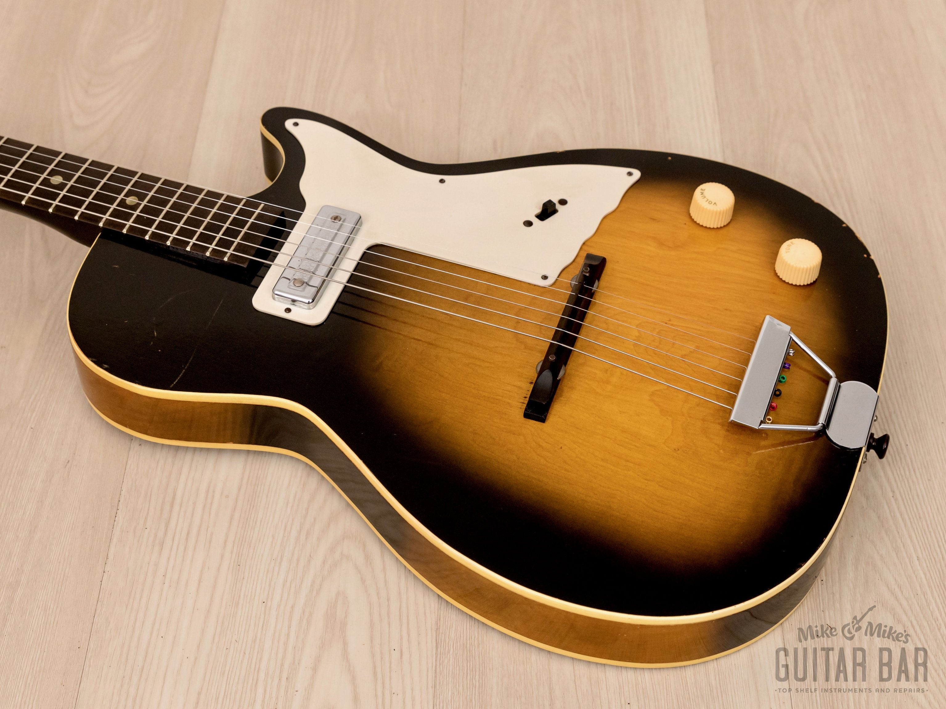 1960 Harmony Stratotone Mars H45 Electric Guitar Sunburst w/ DeArmond Pickup