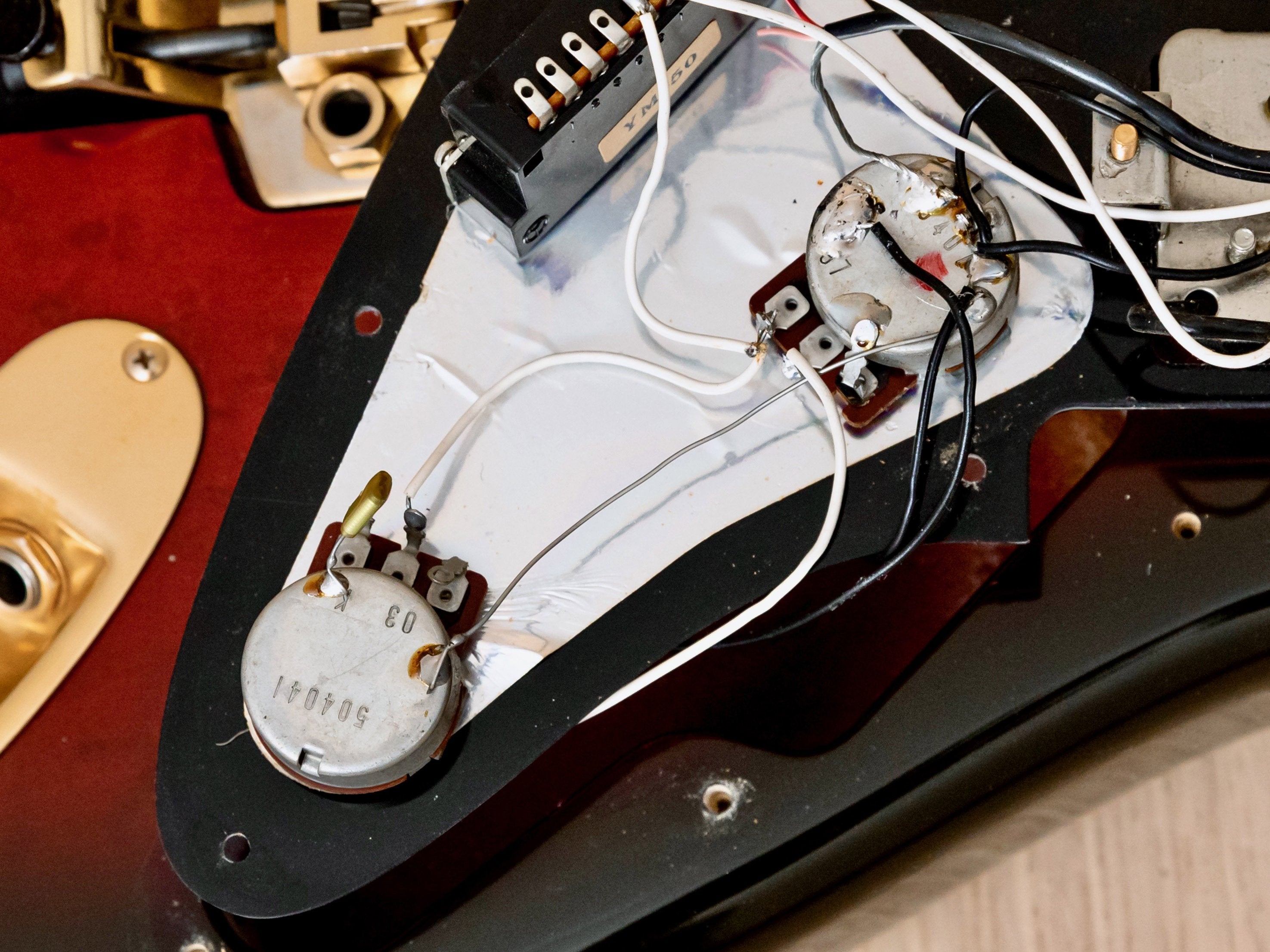 1990 Fender STR-680 Pro-Feel SSH Stratocaster Raspberry Burst w/ Floyd Rose, Japan MIJ Fujigen