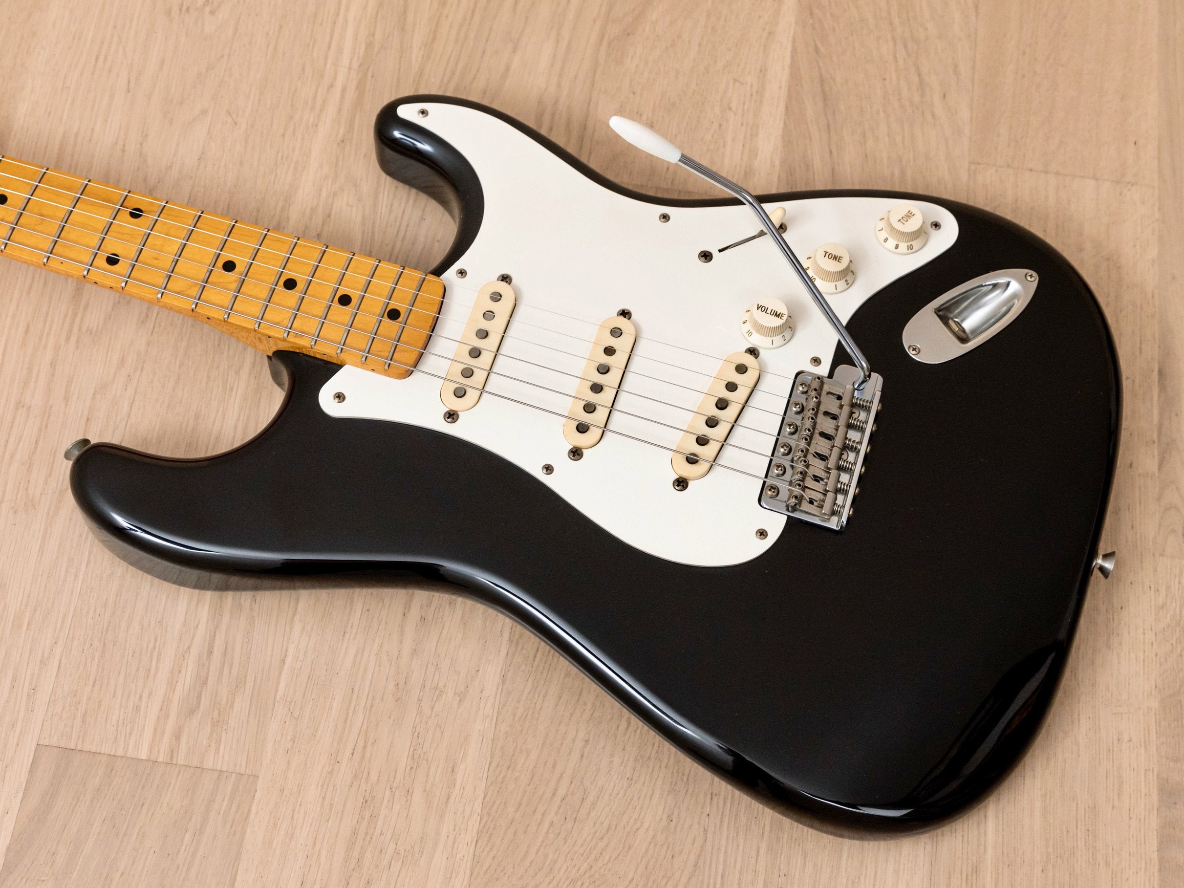 1991 Fender '54 Stratocaster ST54-650 Black, Near Mint w/ USA Pickups, Japan MIJ Fujigen