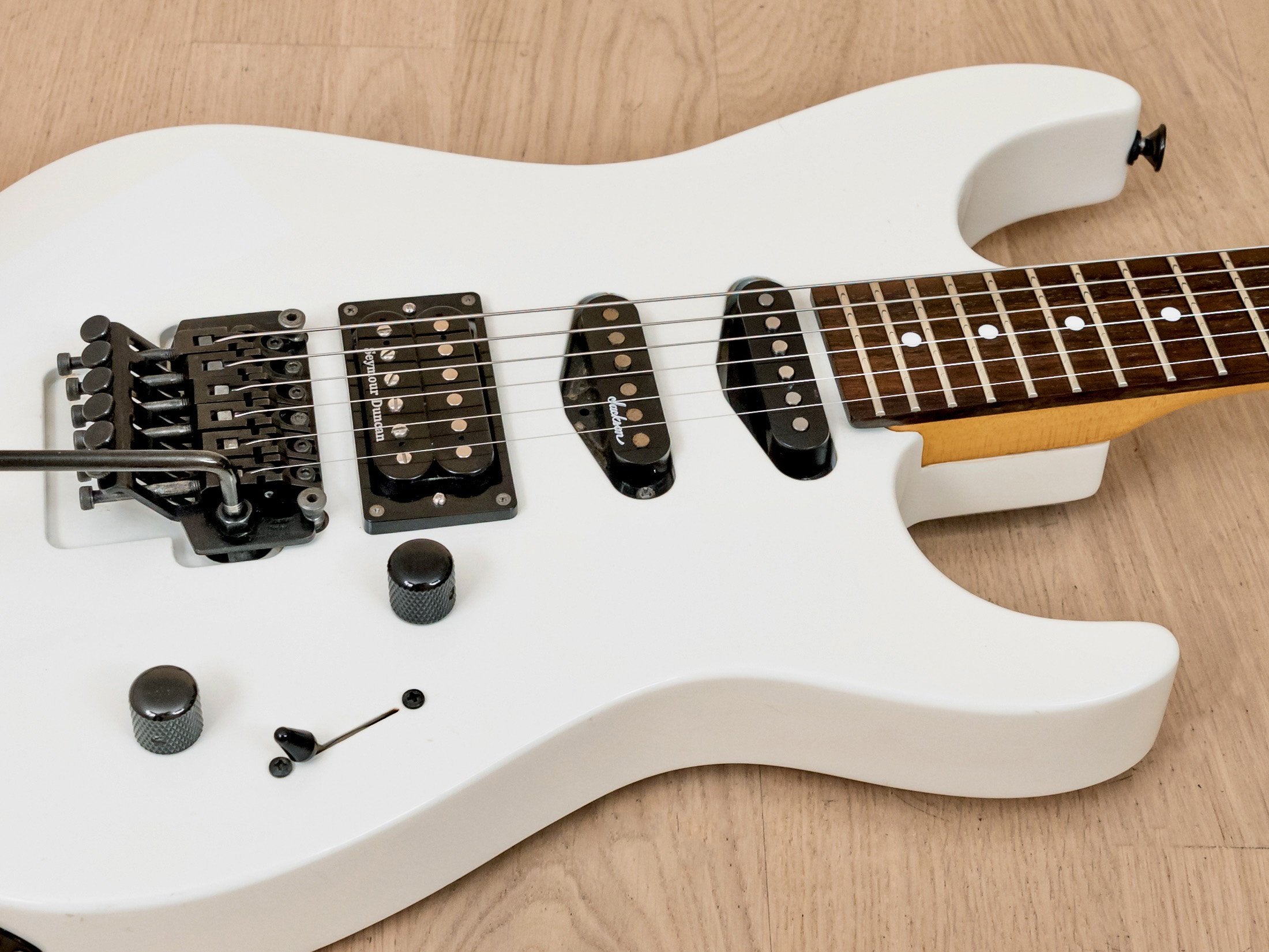 1990 Charvel by Jackson DK-065-SSH Vintage Superstrat Snow White, Model 3, Japan