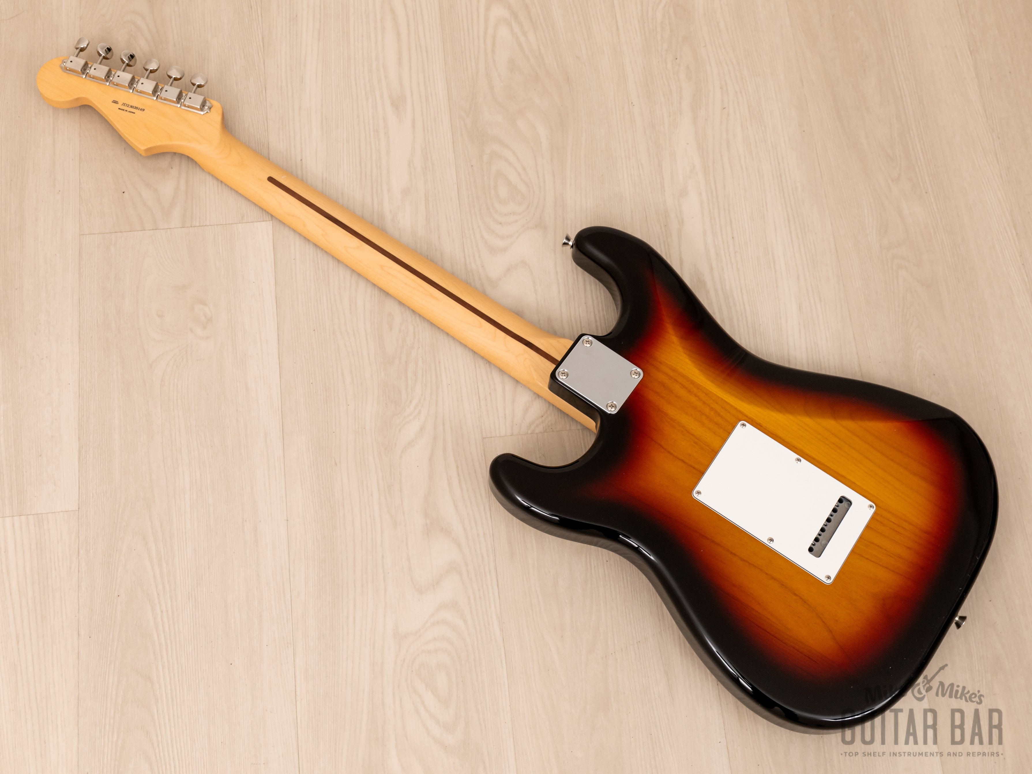 2023 Fender Hybrid II Stratocaster Sunburst, Near-Mint w/ Hangtag, Japan MIJ