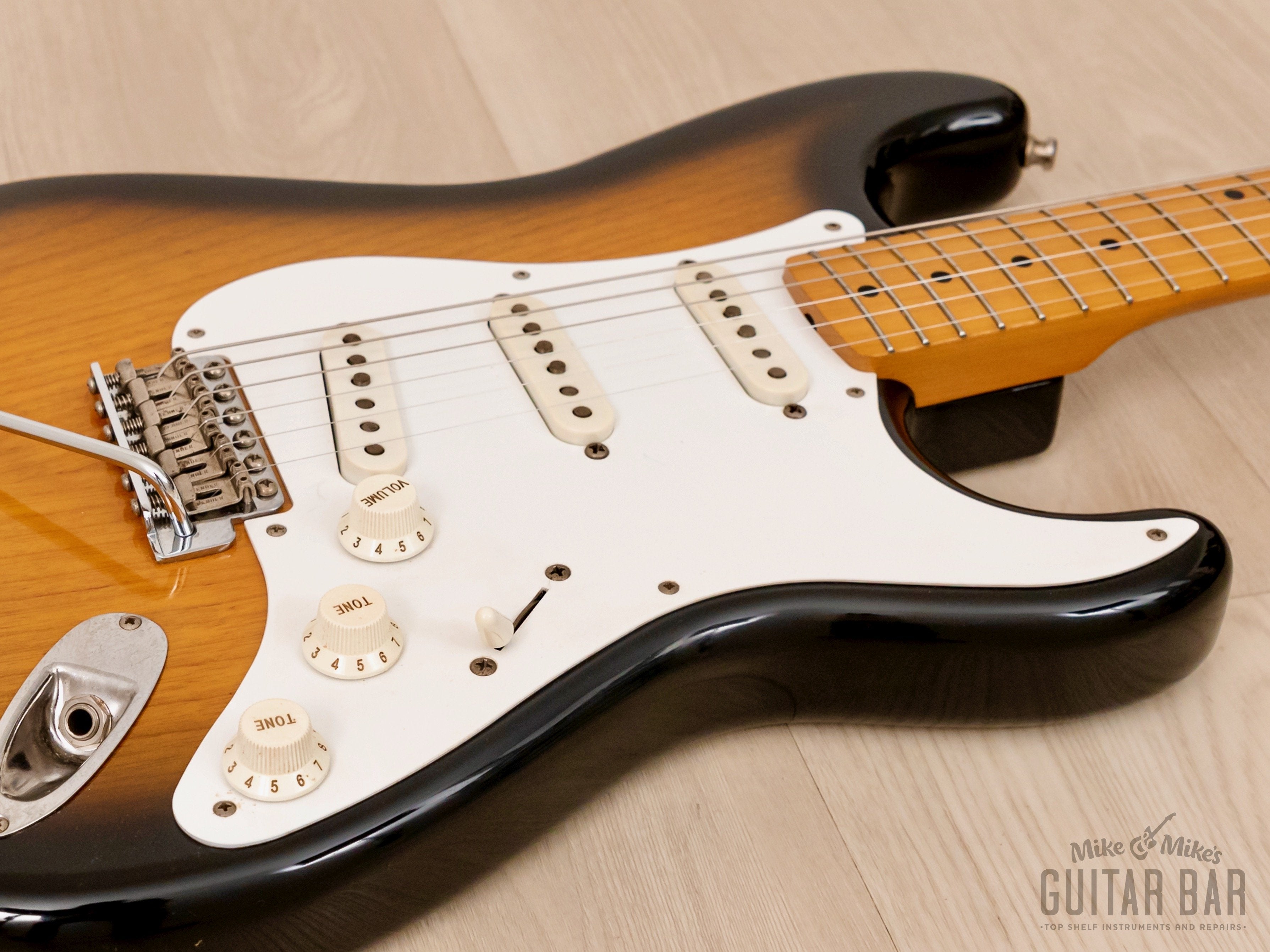 1992 Fender Custom Edition '54 Stratocaster ST54-75RV, USA Pickups