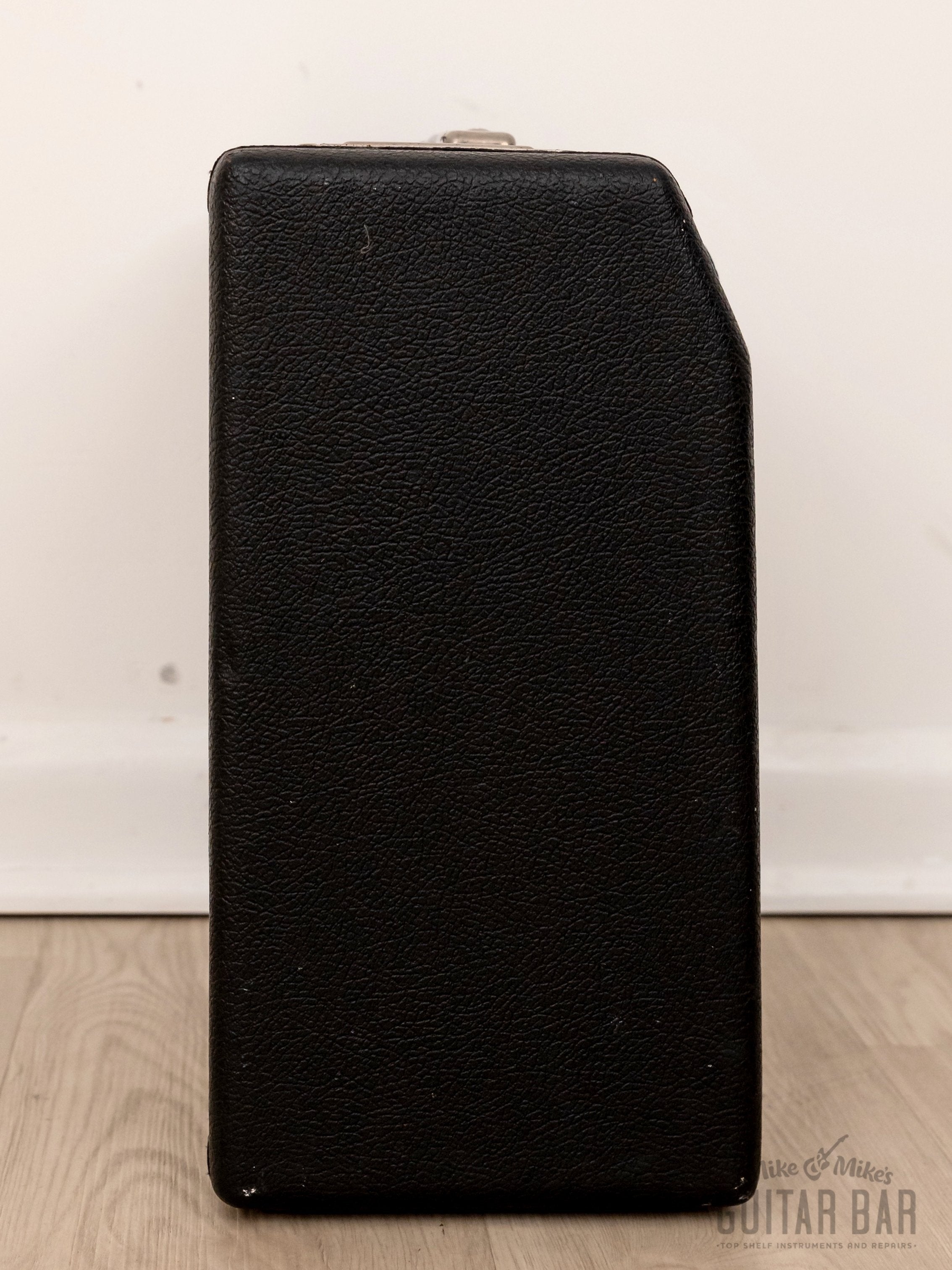 1966 Fender Vibro Champ Vintage Black Panel Tube Amp 1x8, Class A