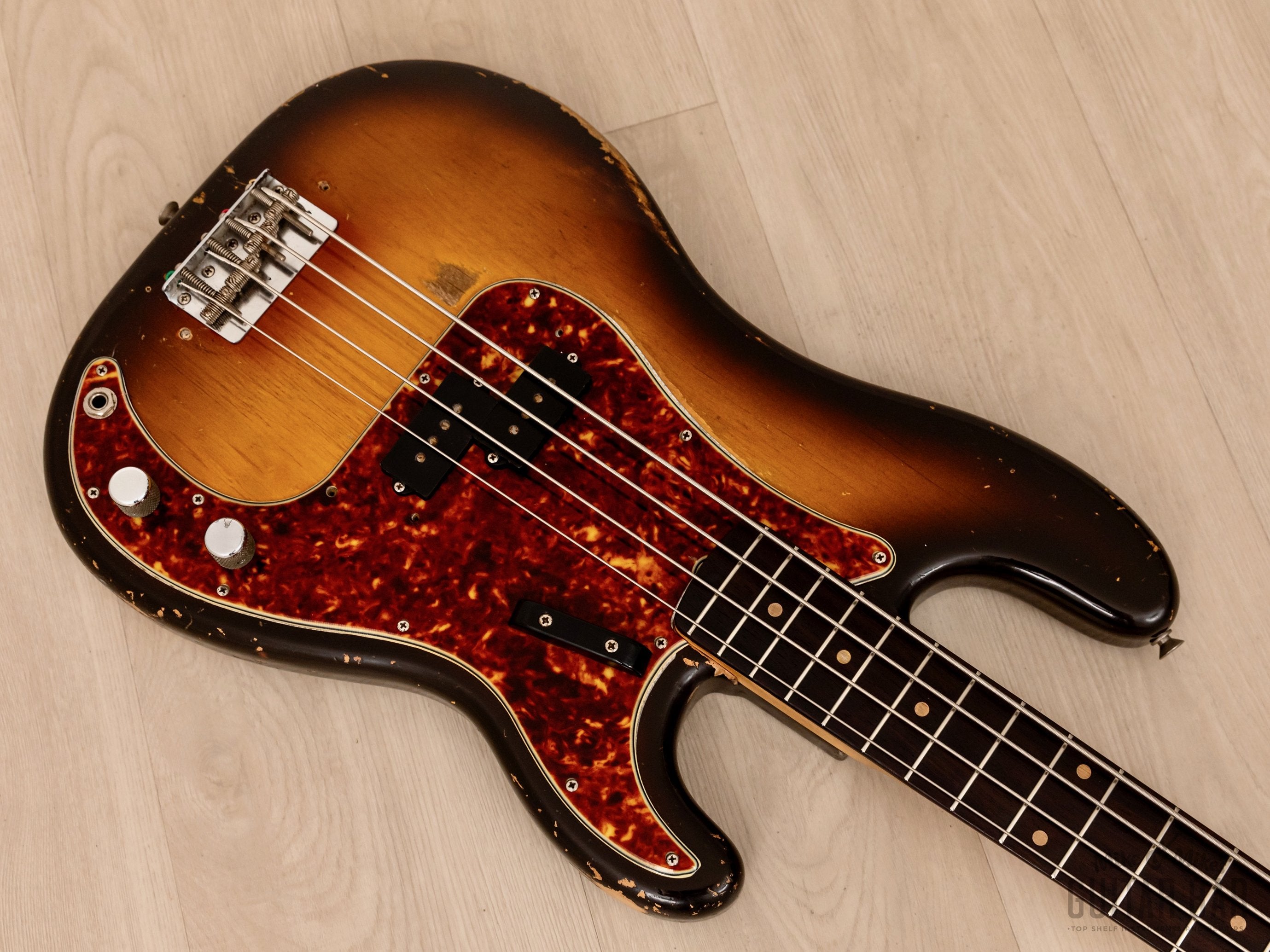 1959 Fender Precision Bass Vintage Pre-CBS Sunburst w/ Case