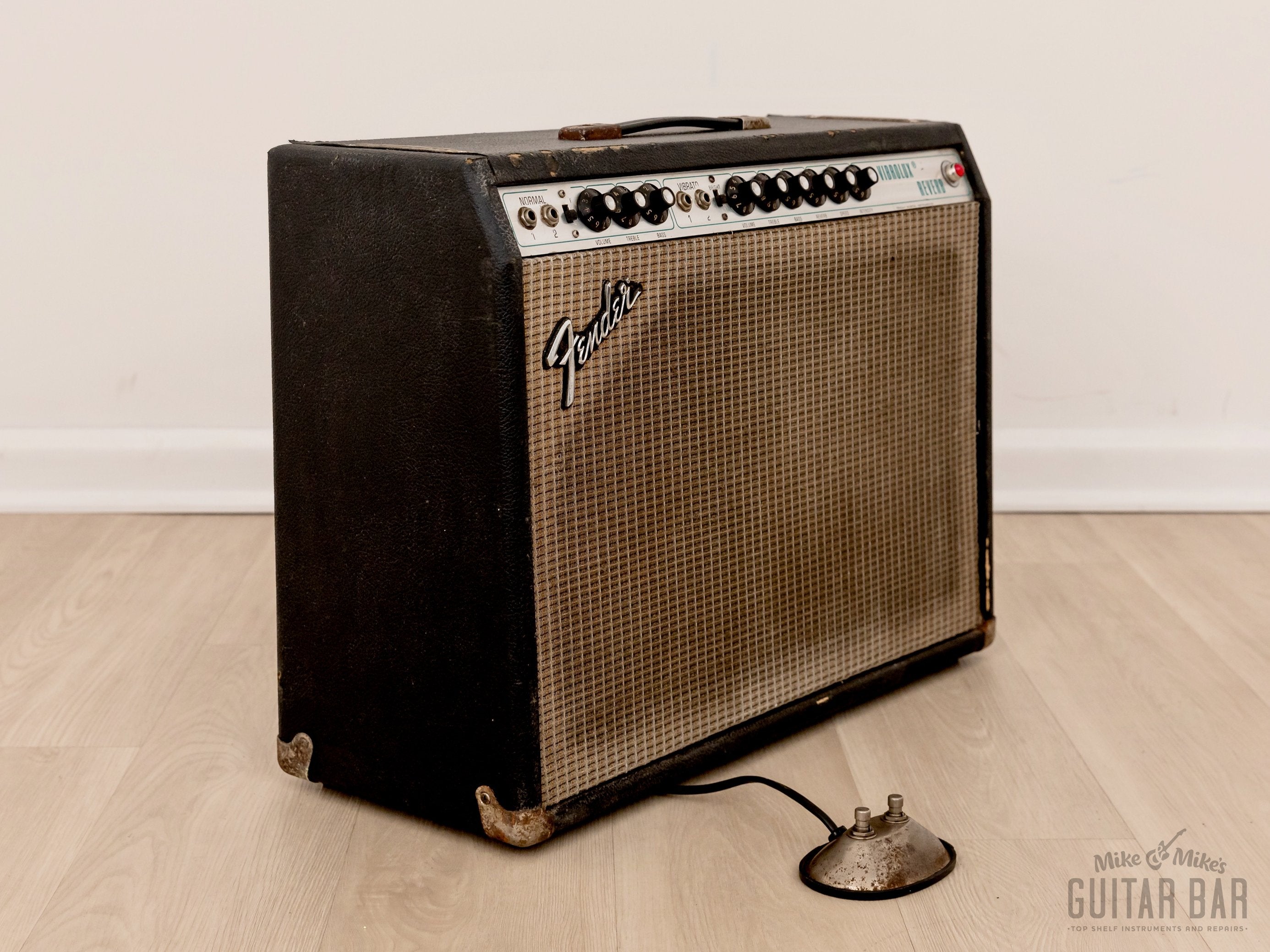 1976 Fender Vibrolux Reverb Silverface Vintage Tube Amp w/ Oxford 10L6 & Footswitch, Serviced