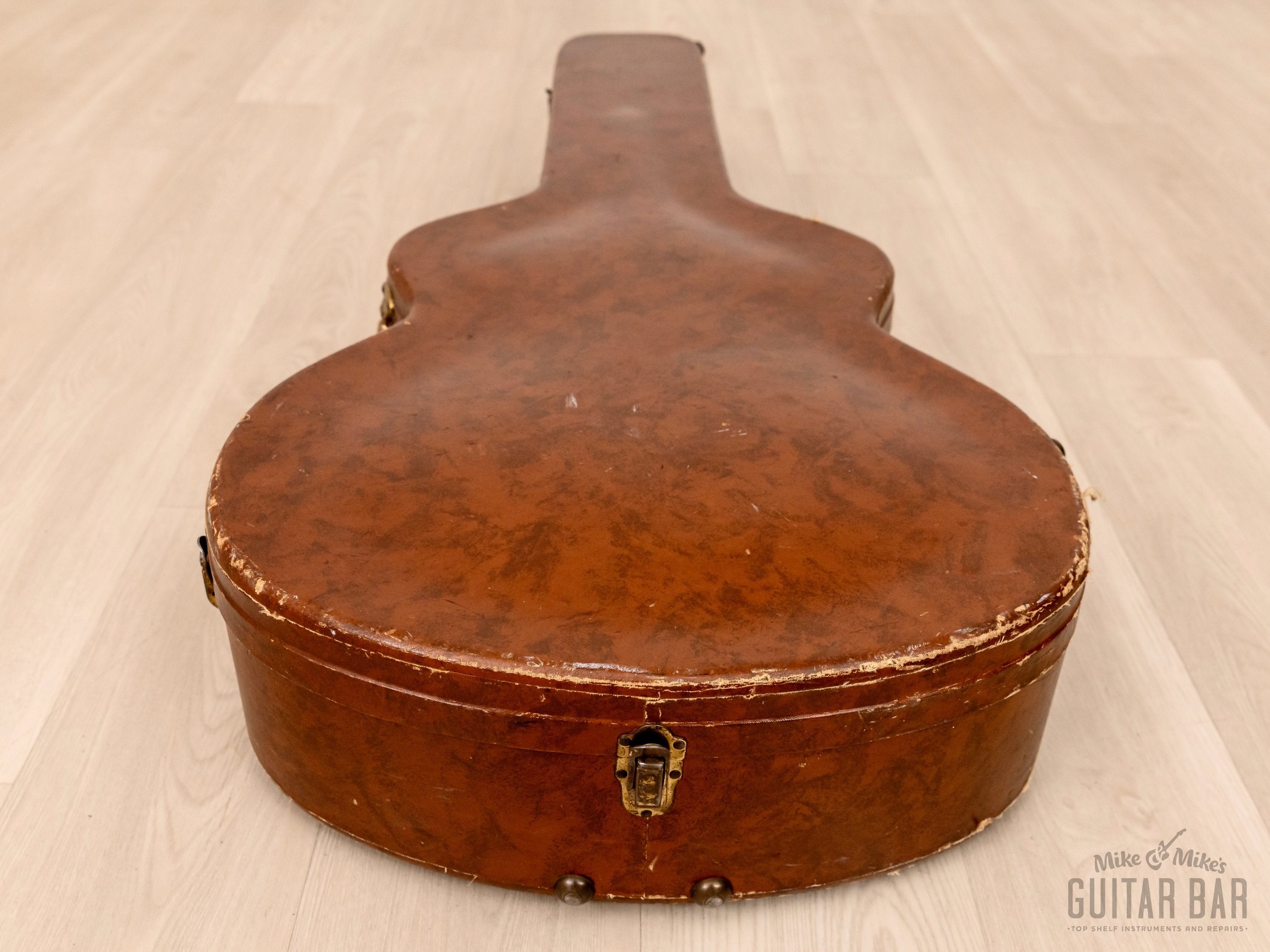 1950s Lifton Brown Vintage Hardshell Case for Gibson & Epiphone Archtop Hollowbody Jumbo, 17" Bout