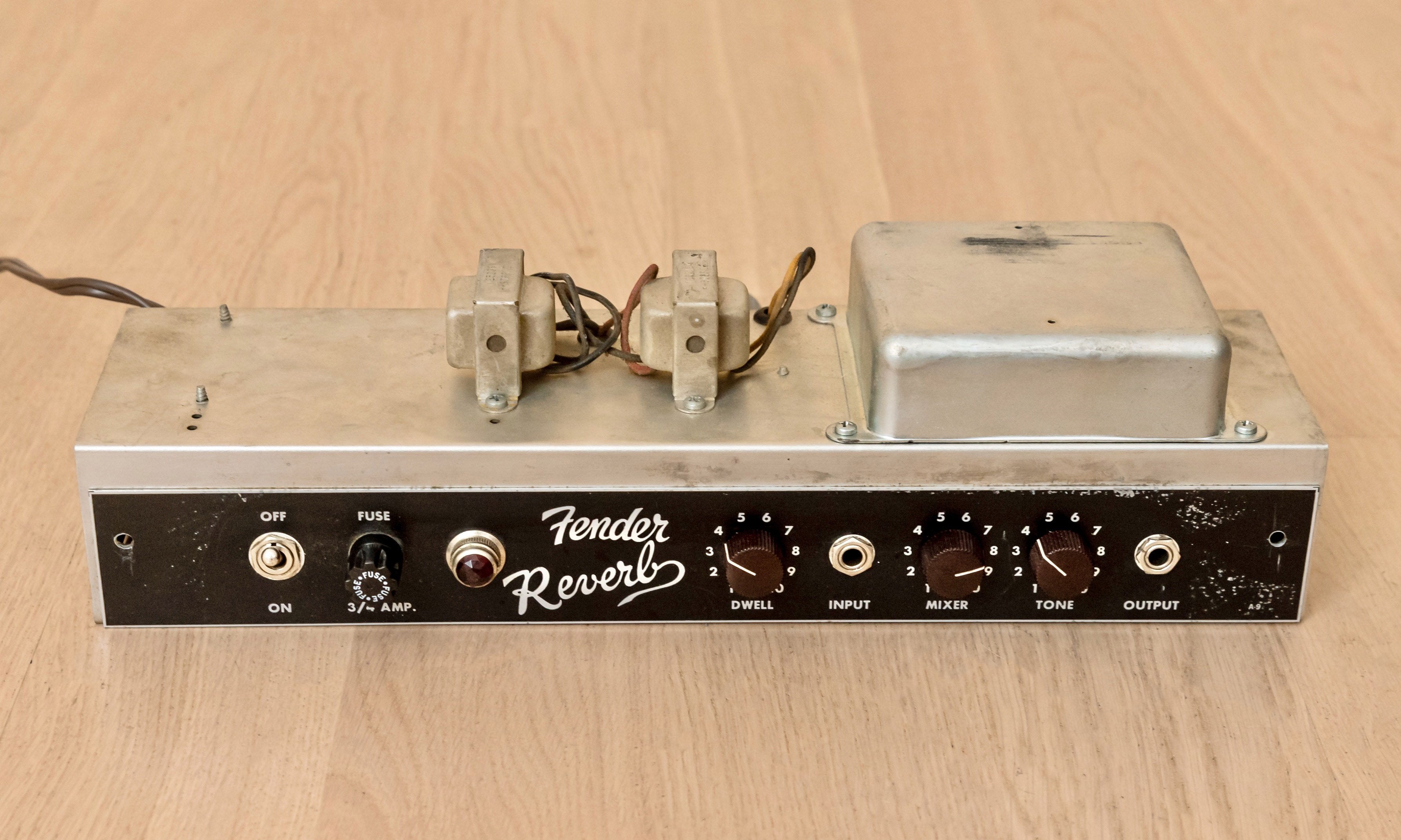 1964 Fender Reverb Unit Pre-CBS Vintage Tube Tank 6G15 Circuit, Brown & Wheat