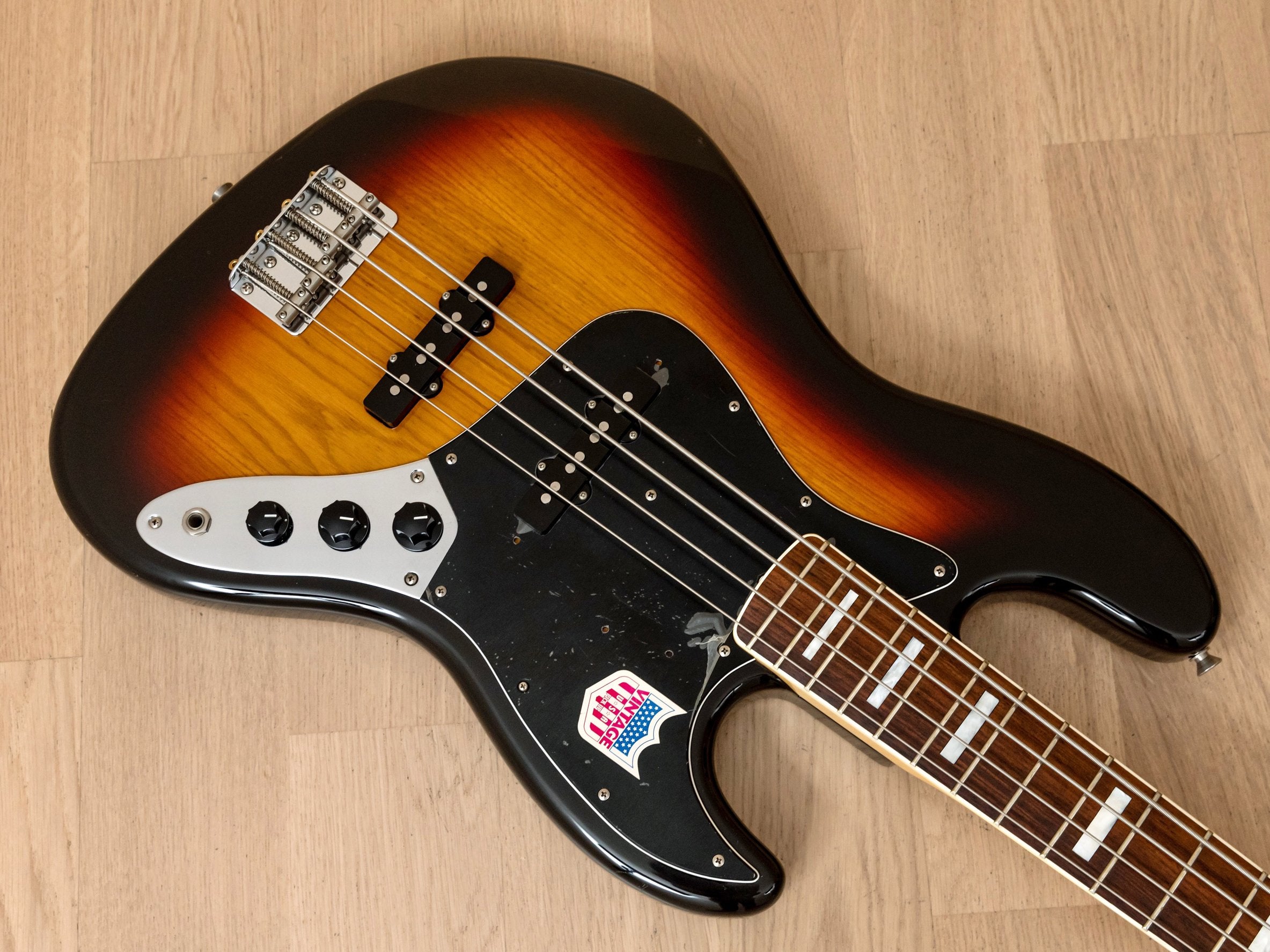 2002 Fender Jazz Bass '75 Vintage Reissue JB75-90US Sunburst w/ USA Pickups, Japan CIJ