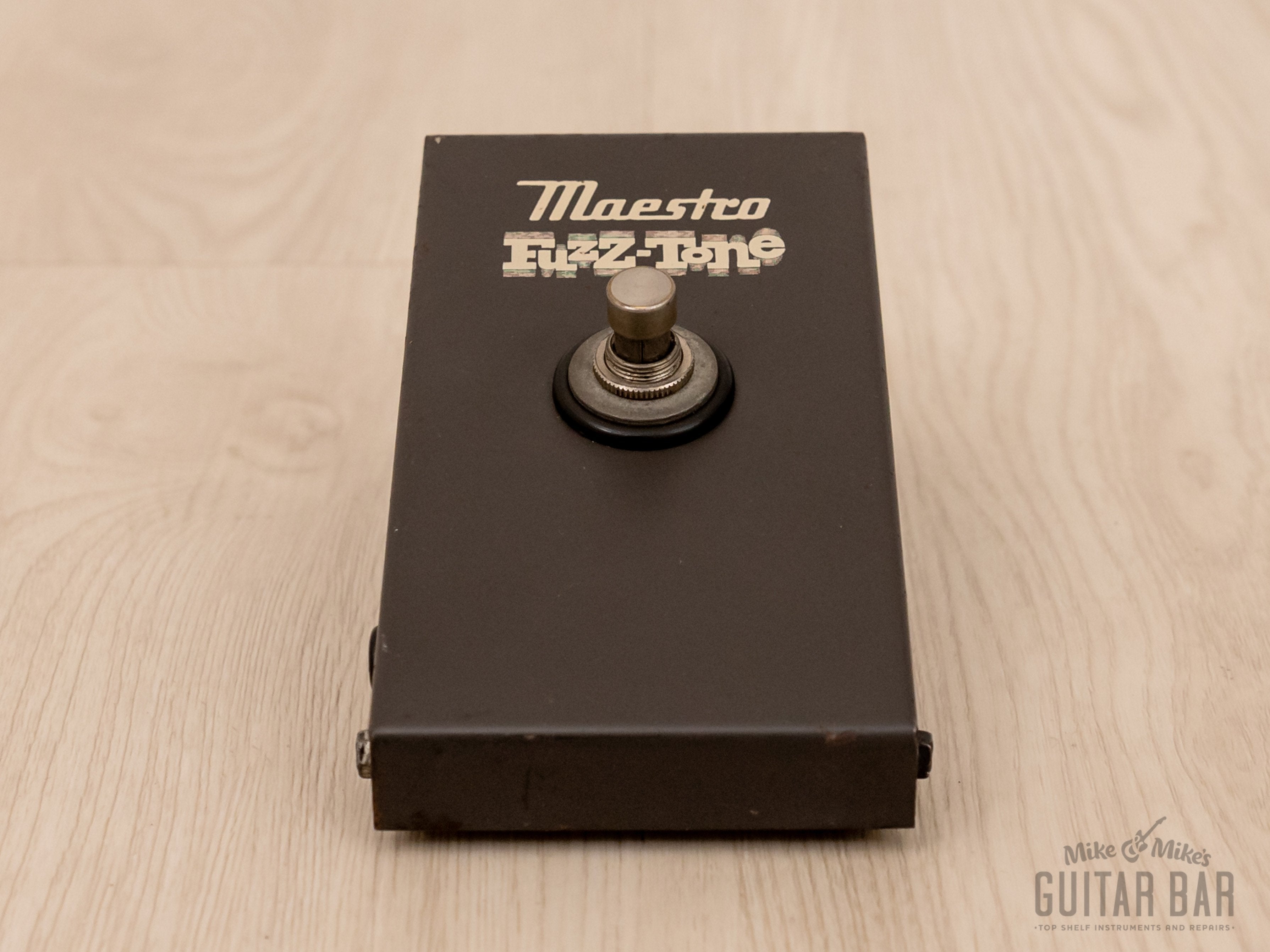 1968 Maestro Fuzz Tone FZ-1A Vintage Fuzz Guitar Effects Pedal, RCA 2N2614  Germanium Transistors