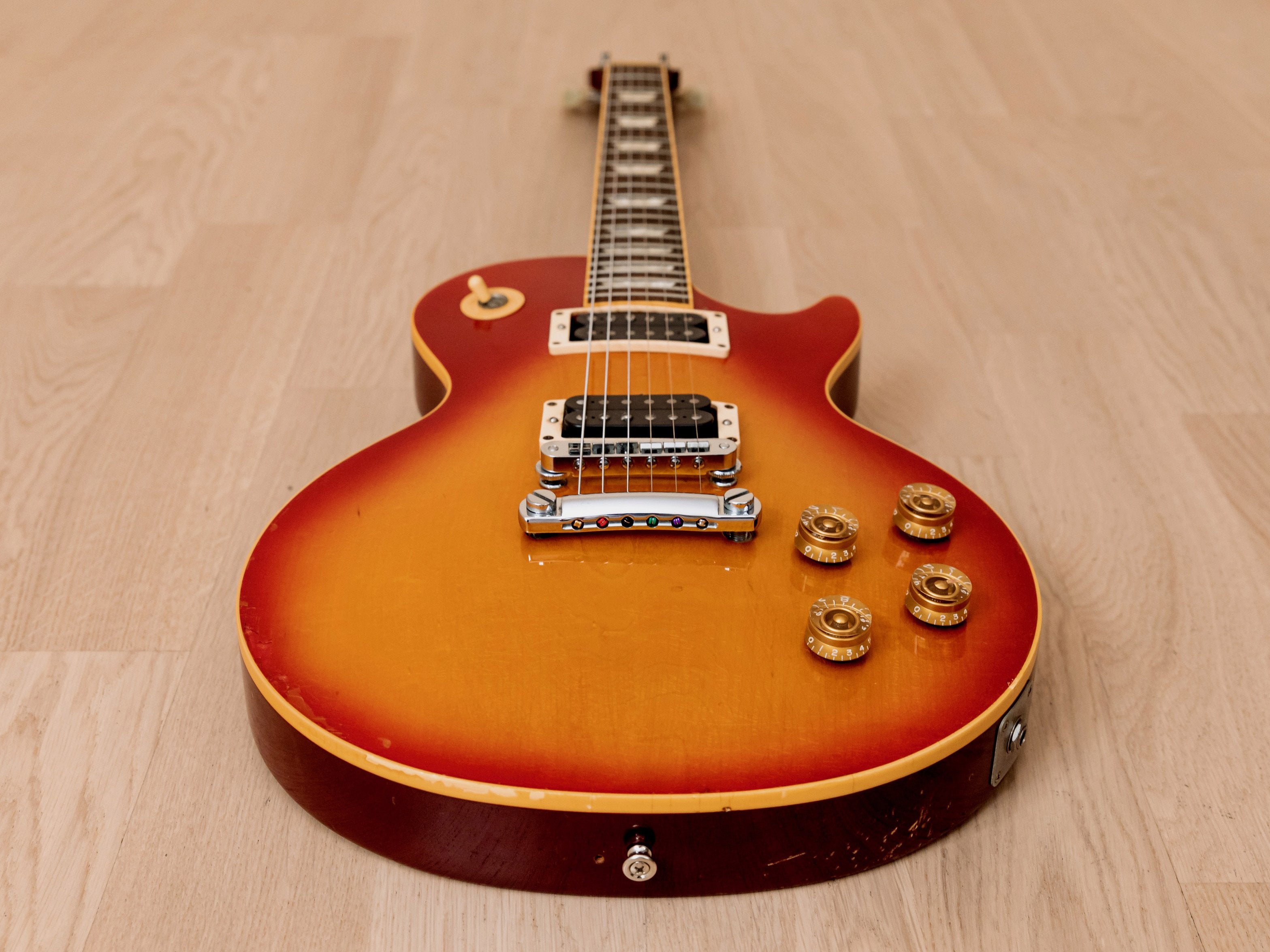 1997 Gibson Les Paul Standard Cherry Sunburst, Dimarzio PAF Pickups w/ Case & Tags, Yamano
