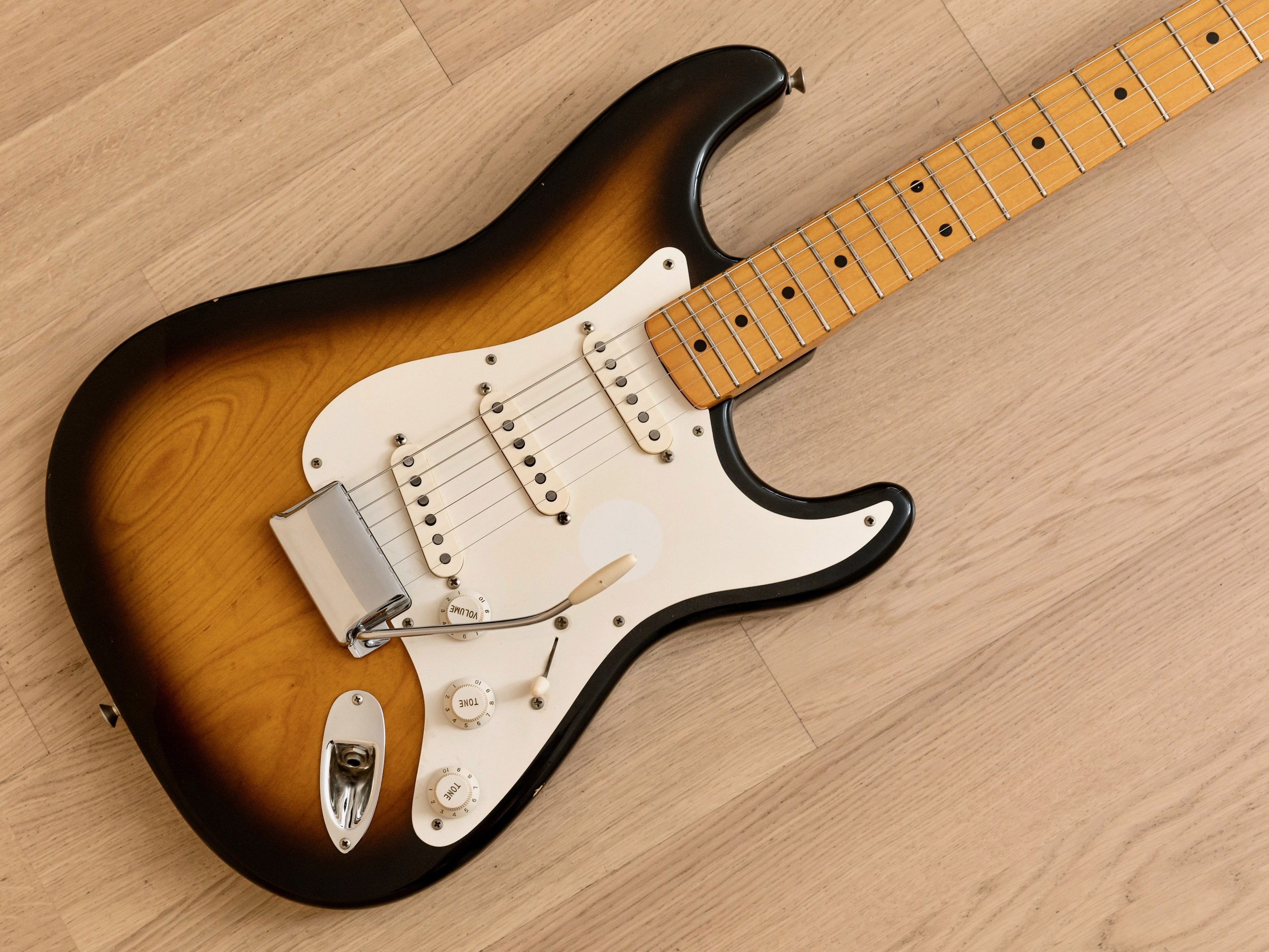 1990 Fender Custom Shop 1954 Stratocaster Sunburst Ash 100% Original w/ Tweed Case