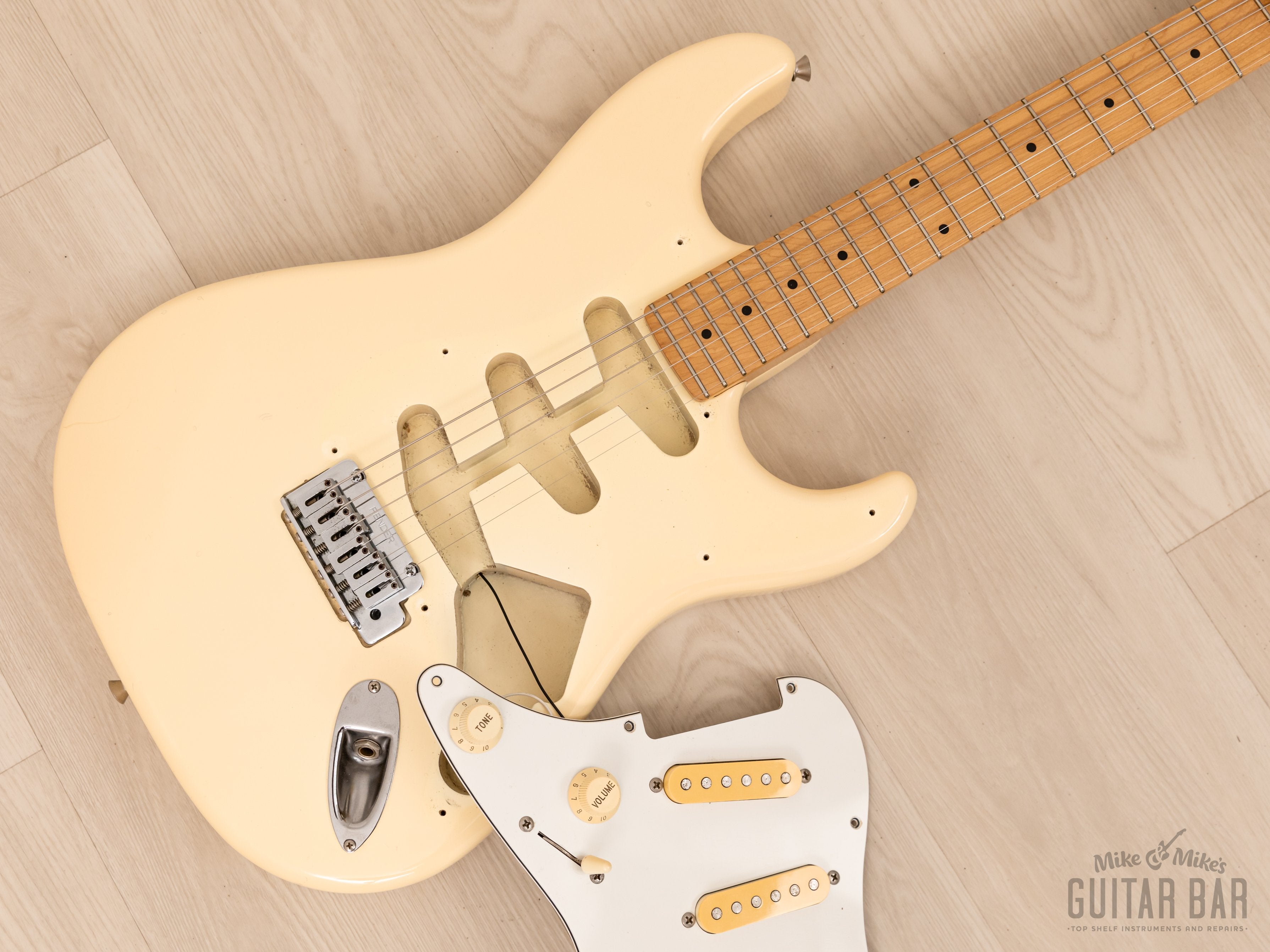 1990 Fender Stratocaster STS-550 Short Scale Guitar Olympic White 100% Original, Japan MIJ Fujigen