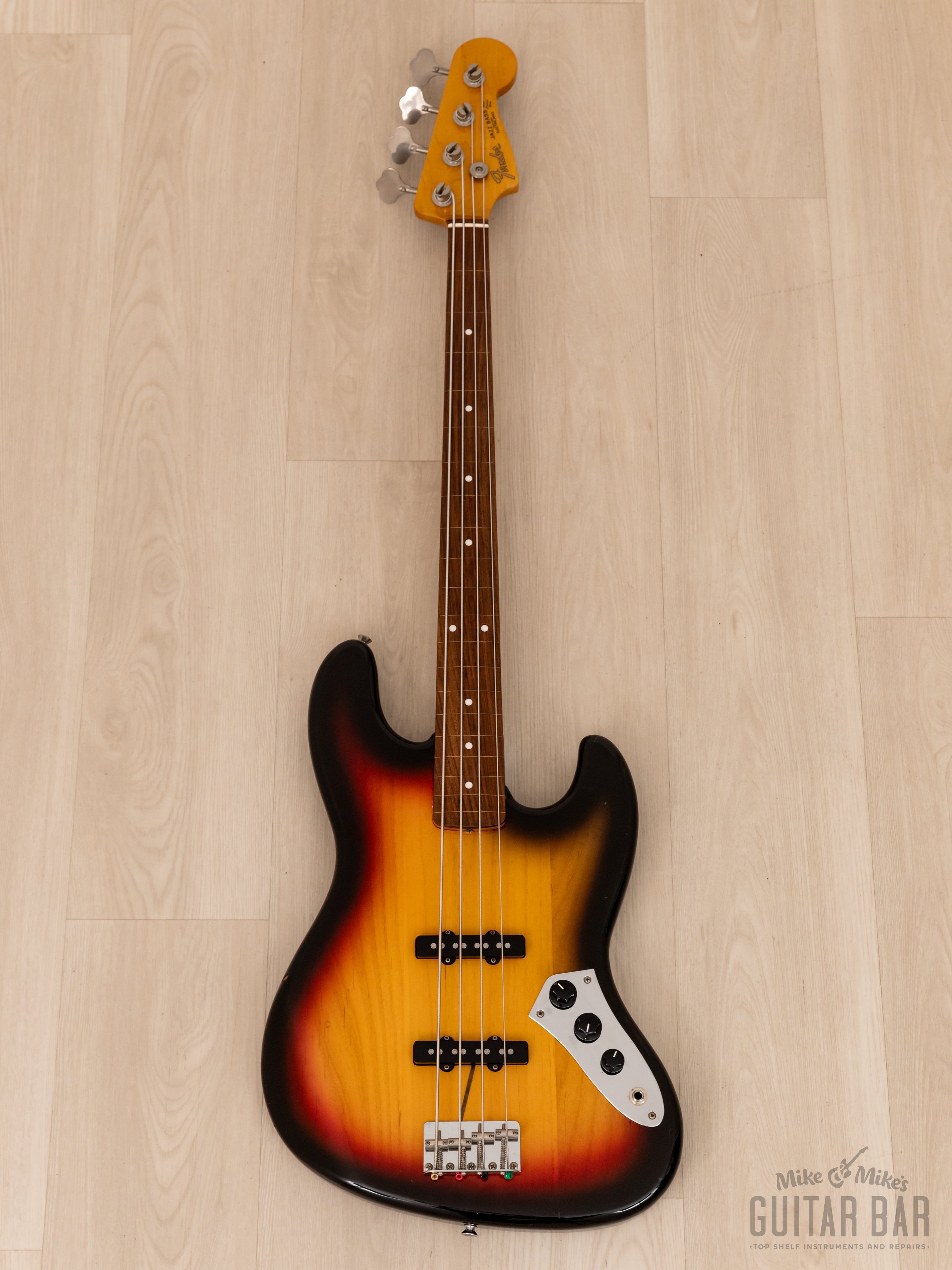 2002 Fender Jazz Bass Fretless '62 Vintage Reissue JB62-77FL w/ USA Pickups & Case, Japan CIJ, Jaco