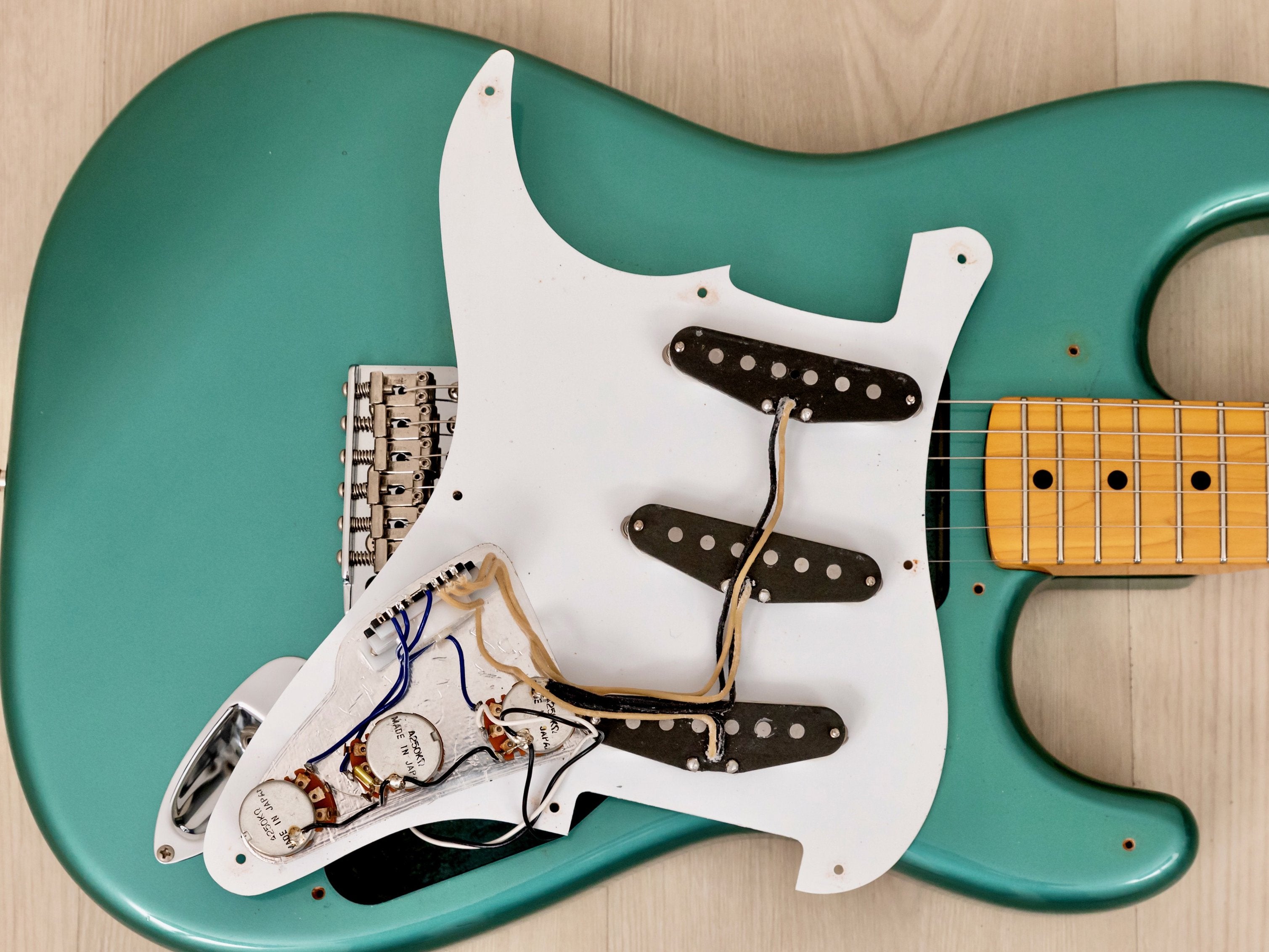 2006 Fender Stratocaster '57 Vintage Reissue ST57-58US Ocean Turquoise w/ USA Pickups, Japan CIJ