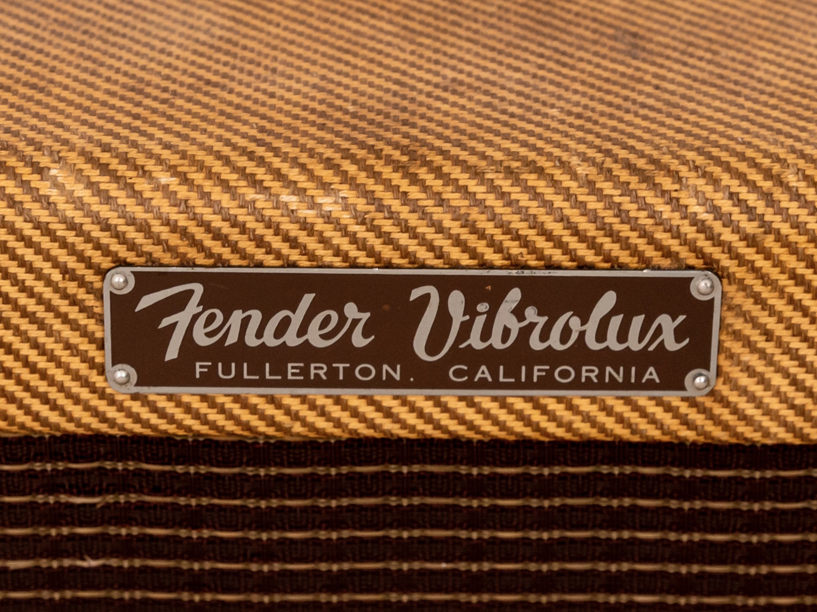 1959 Fender Vibrolux Tweed 5F11 Vintage Tube Guitar Amp w/ Jensen P10R, Vintage Tube Set