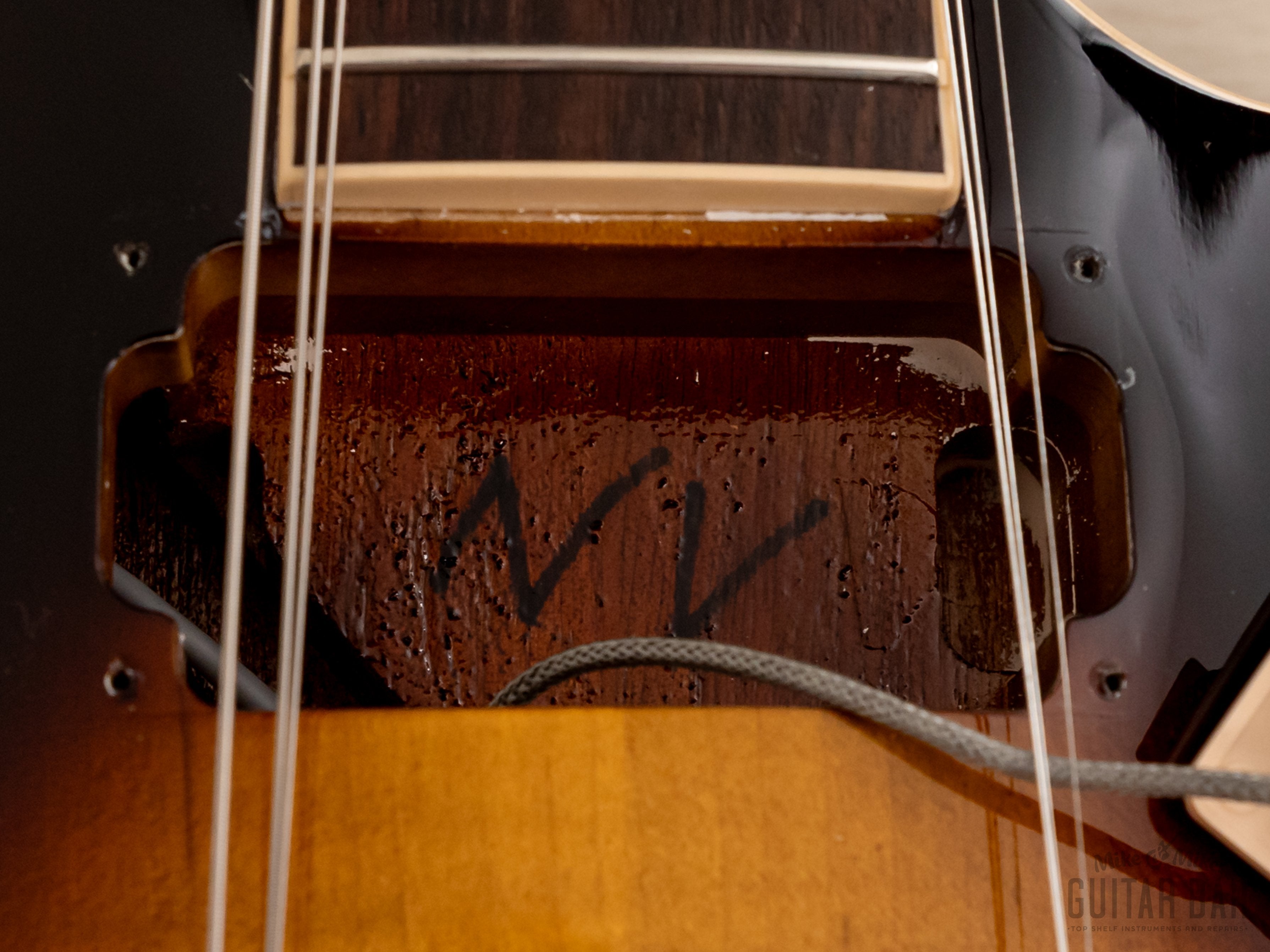 2022 Gibson Slash Les Paul Standard November Burst AAA Top Near-Mint w/ Burstbucker PAFs, Case & Tags