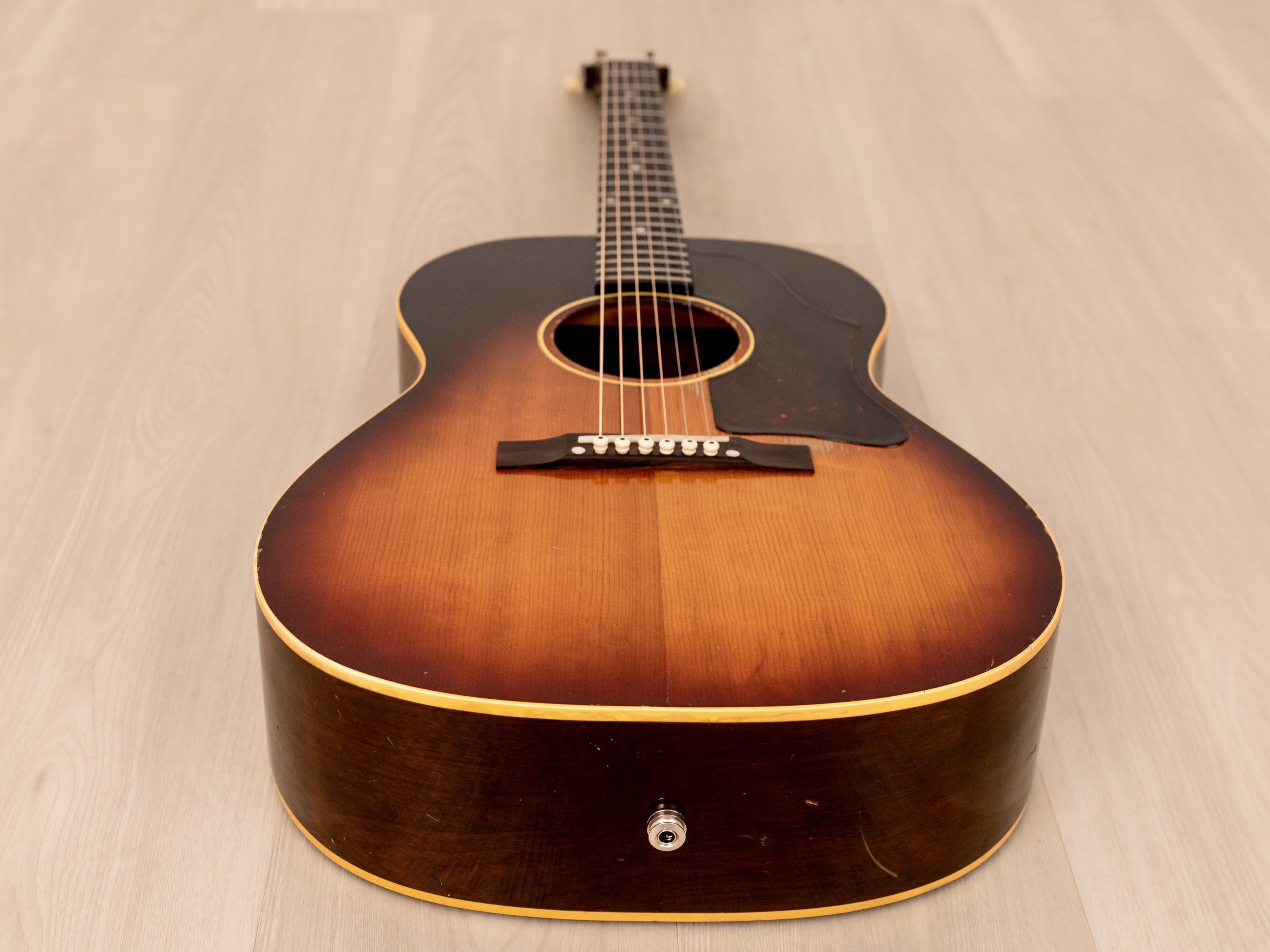 1959 Gibson LG-1 Vintage Acoustic Guitar Sunburst w/ Case, K&K Pickup