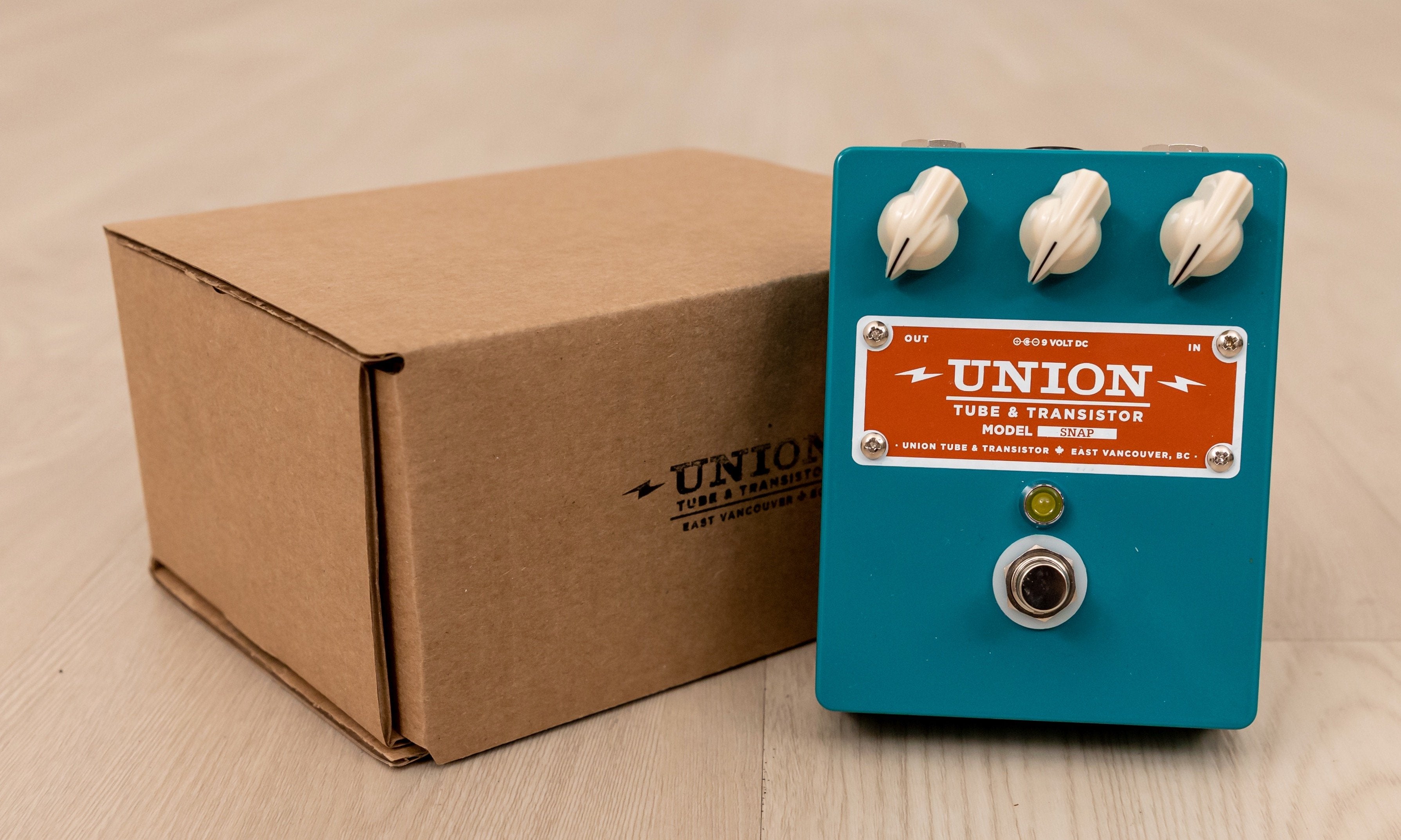 Union Tube & Transistor Snap Boost Guitar Effects Pedal
