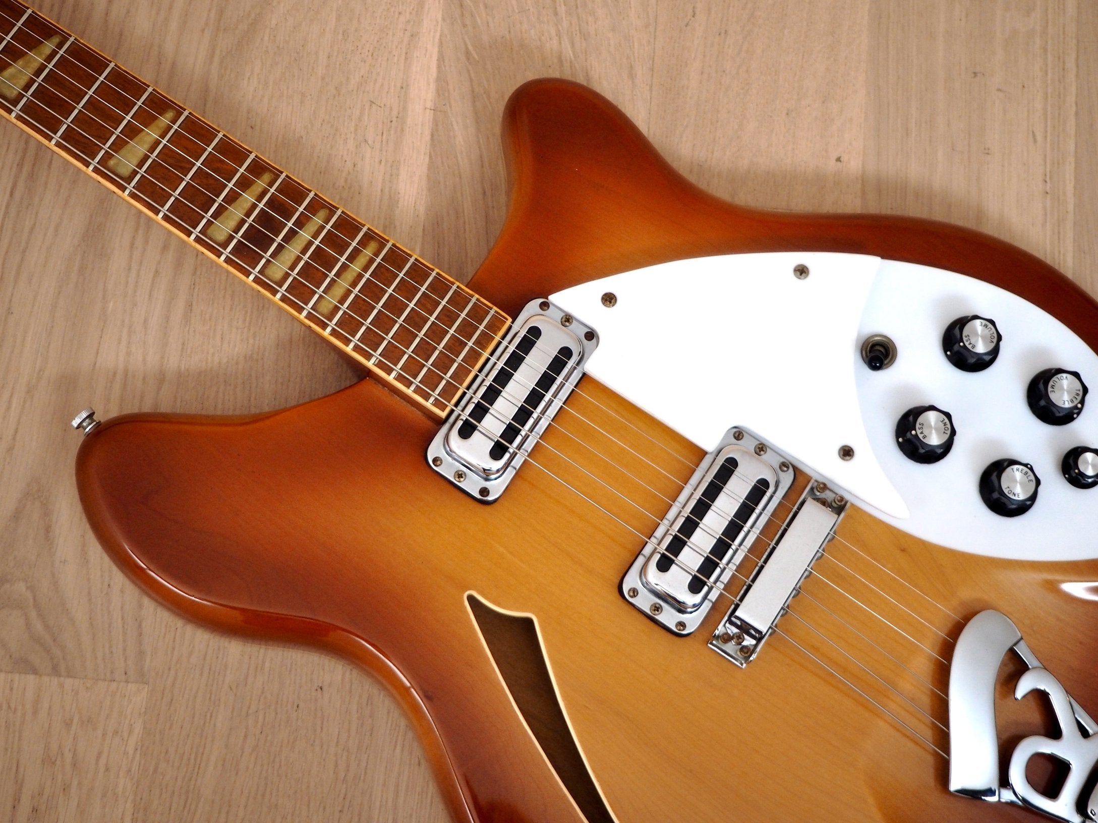 1986 Rickenbacker 360 VP Walnut Vintage Electric Guitar 100% Original w/ Case, Montezuma Brown