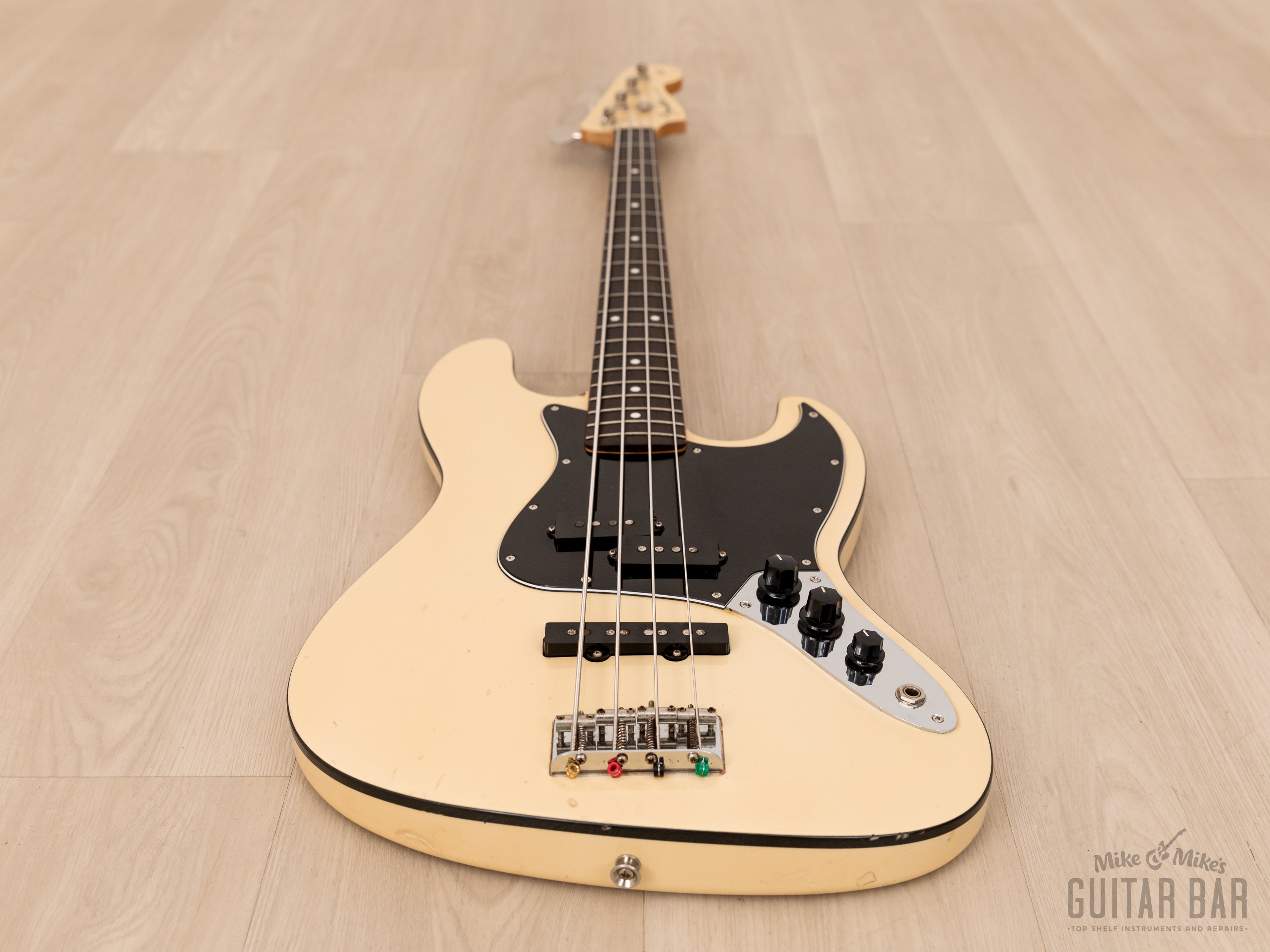 2011 Fender Aerodyne Jazz Bass PJ Electric Bass Guitar Vintage White, Japan  MIJ