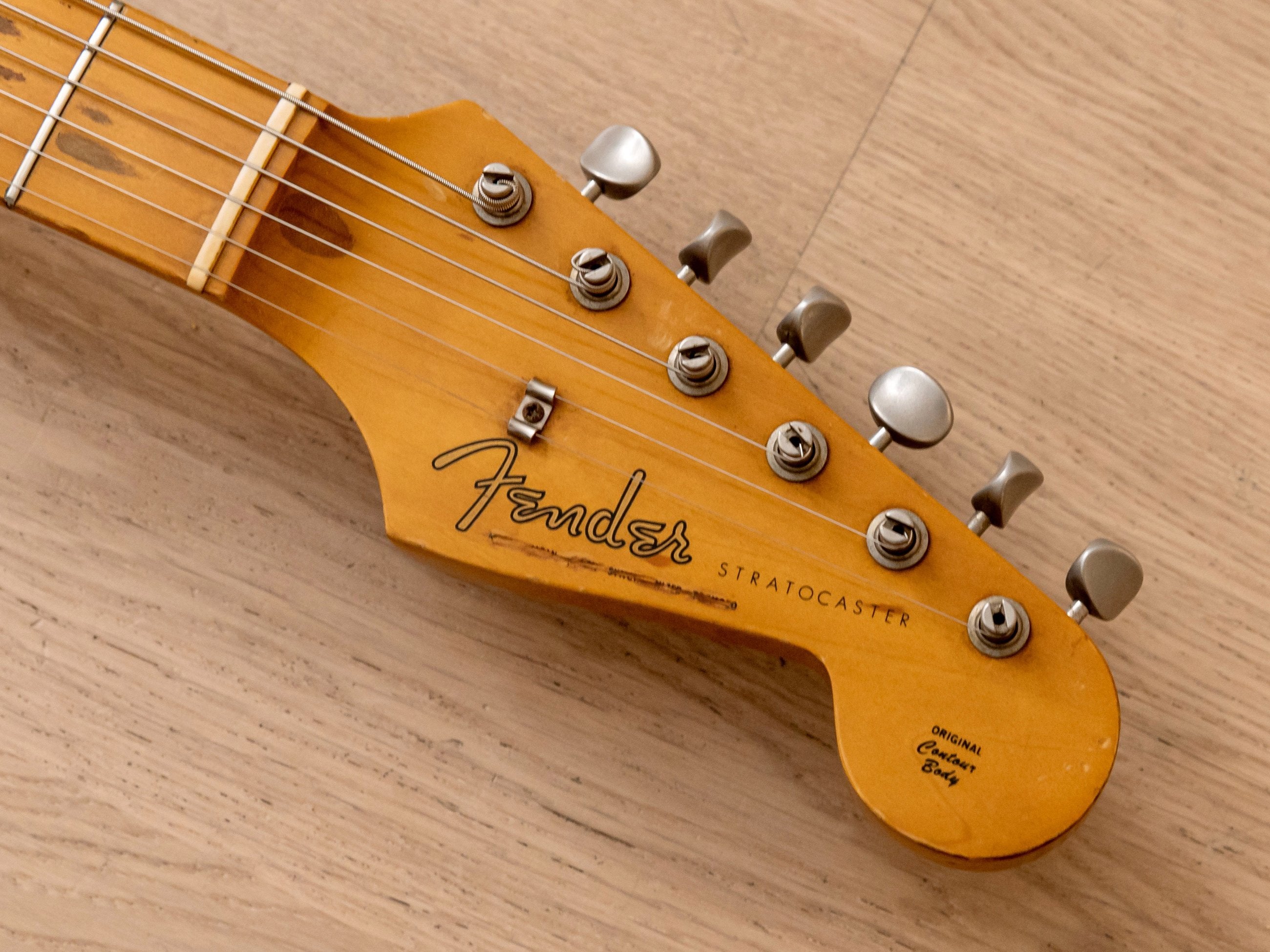 ご購入Fender USA 57 ストラトキャスター STRAT TL BLK ハードケース フェンダー ギター 音確認済 フェンダー