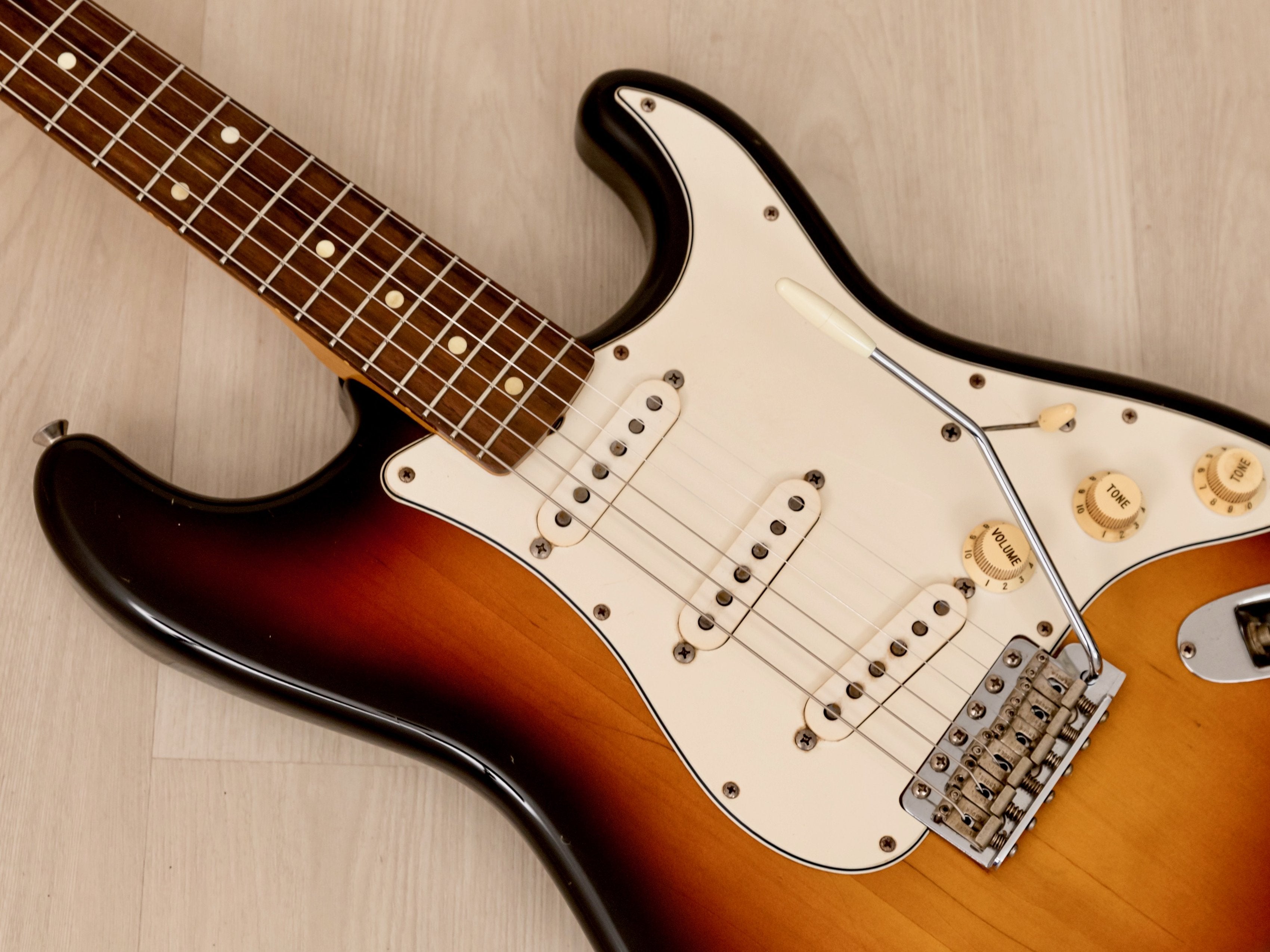 1993 Fender Stratocaster ‘62 Vintage Reissue ST62-70 Sunburst w/ USA Pickups, Japan MIJ