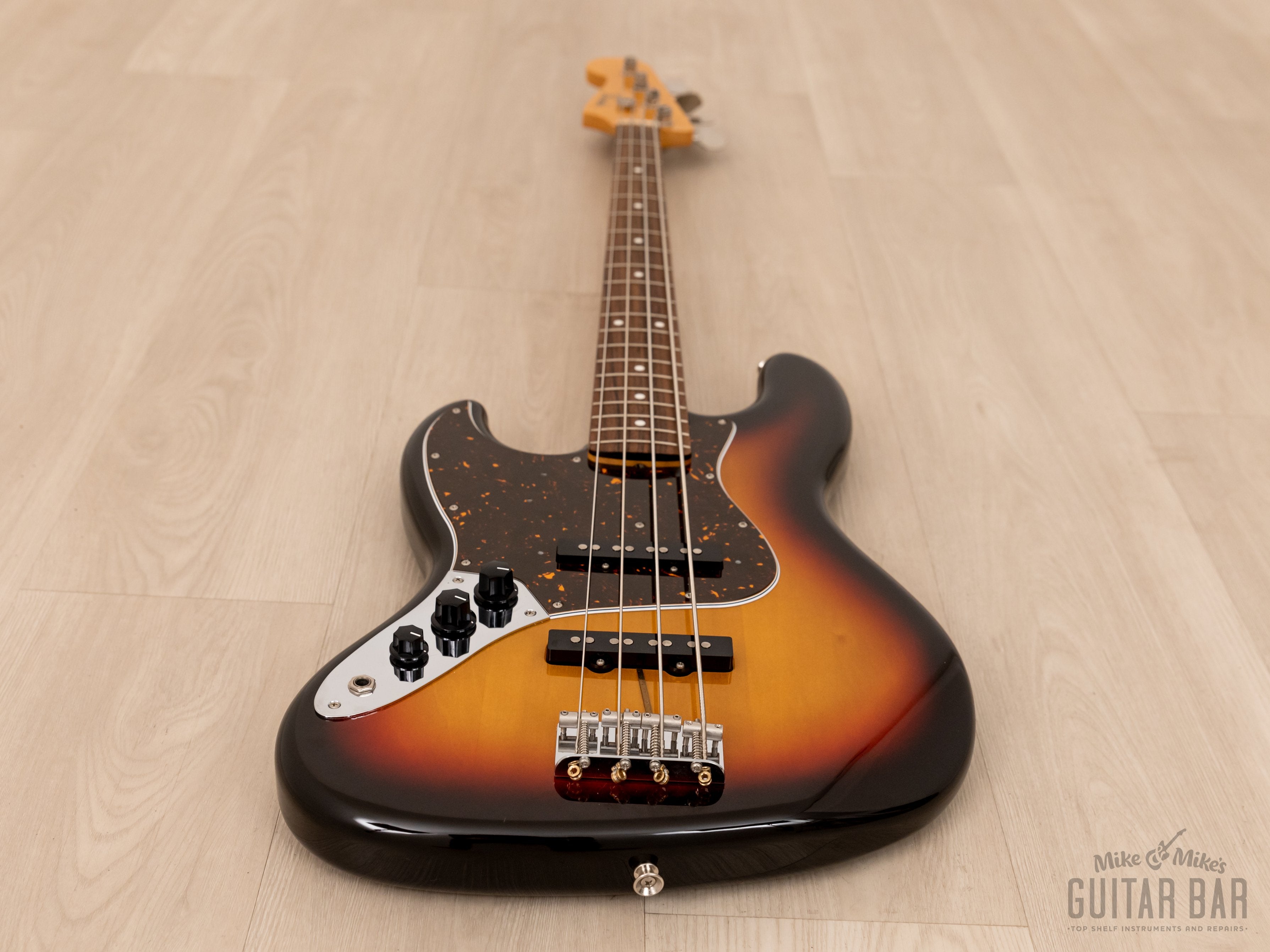 2015 Fender Japan Exclusive Classic ‘60s Jazz Bass Sunburst Left-Handed Near-Mint, MIJ