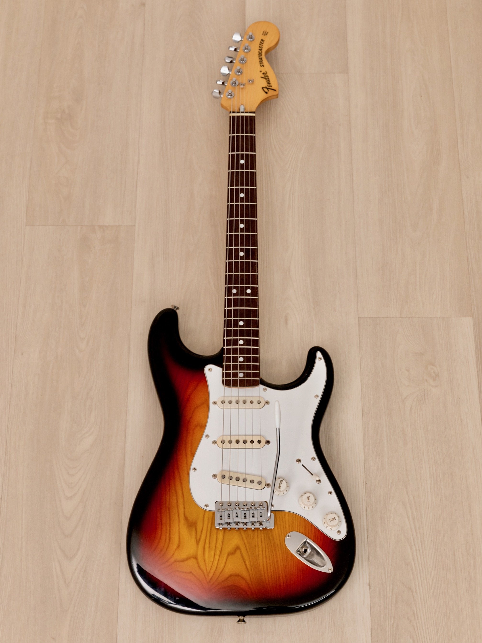 1989 Fender Stratocaster ‘72 Vintage Reissue ST72-55 Sunburst w/ USA Pickups & Hangtags, Japan MIJ Fujigen