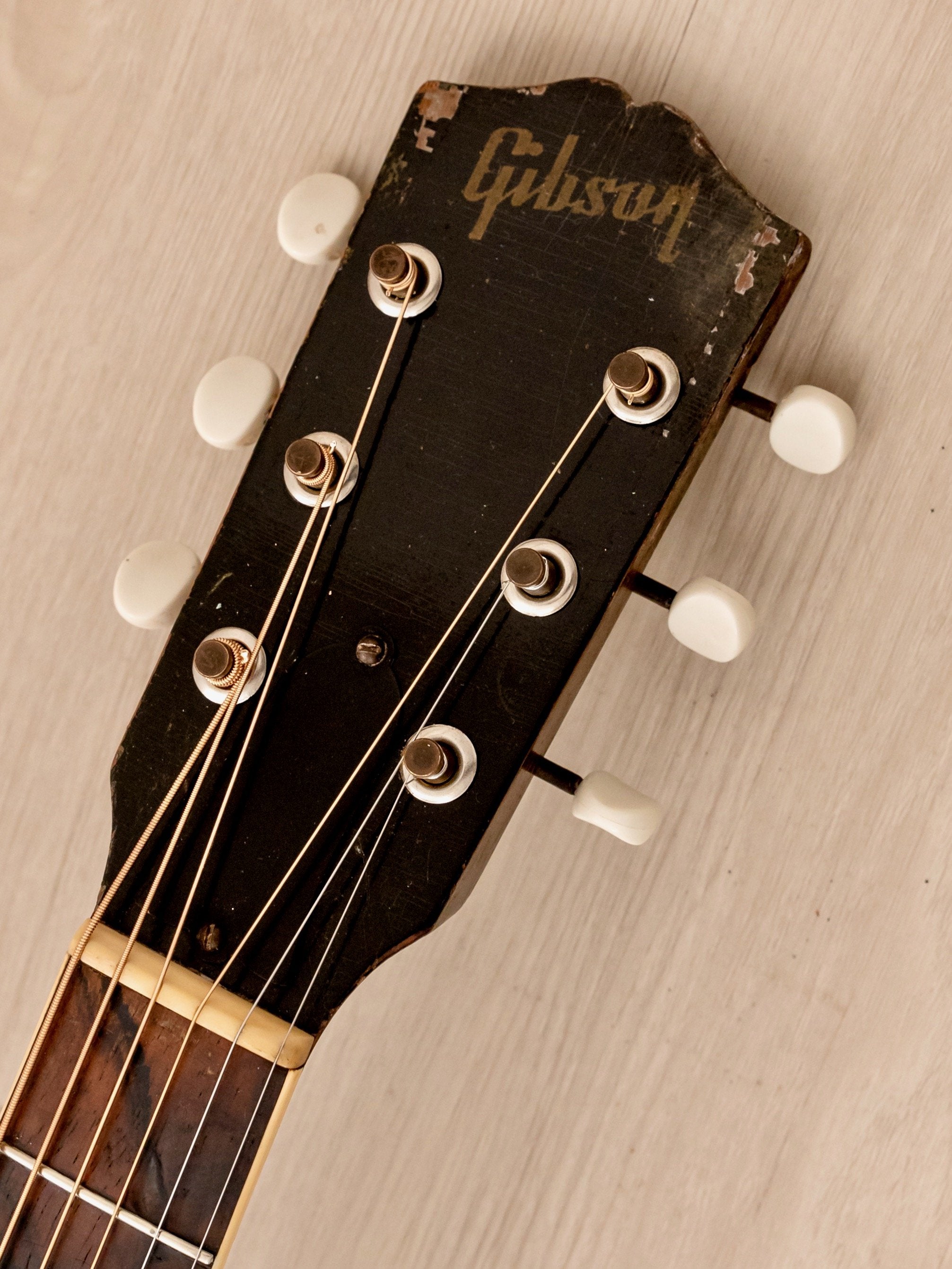 1950 Gibson Archtop Vintage 16” Carved Top Blonde w/ Zipper Binding & Case, Kalamazoo KG-32