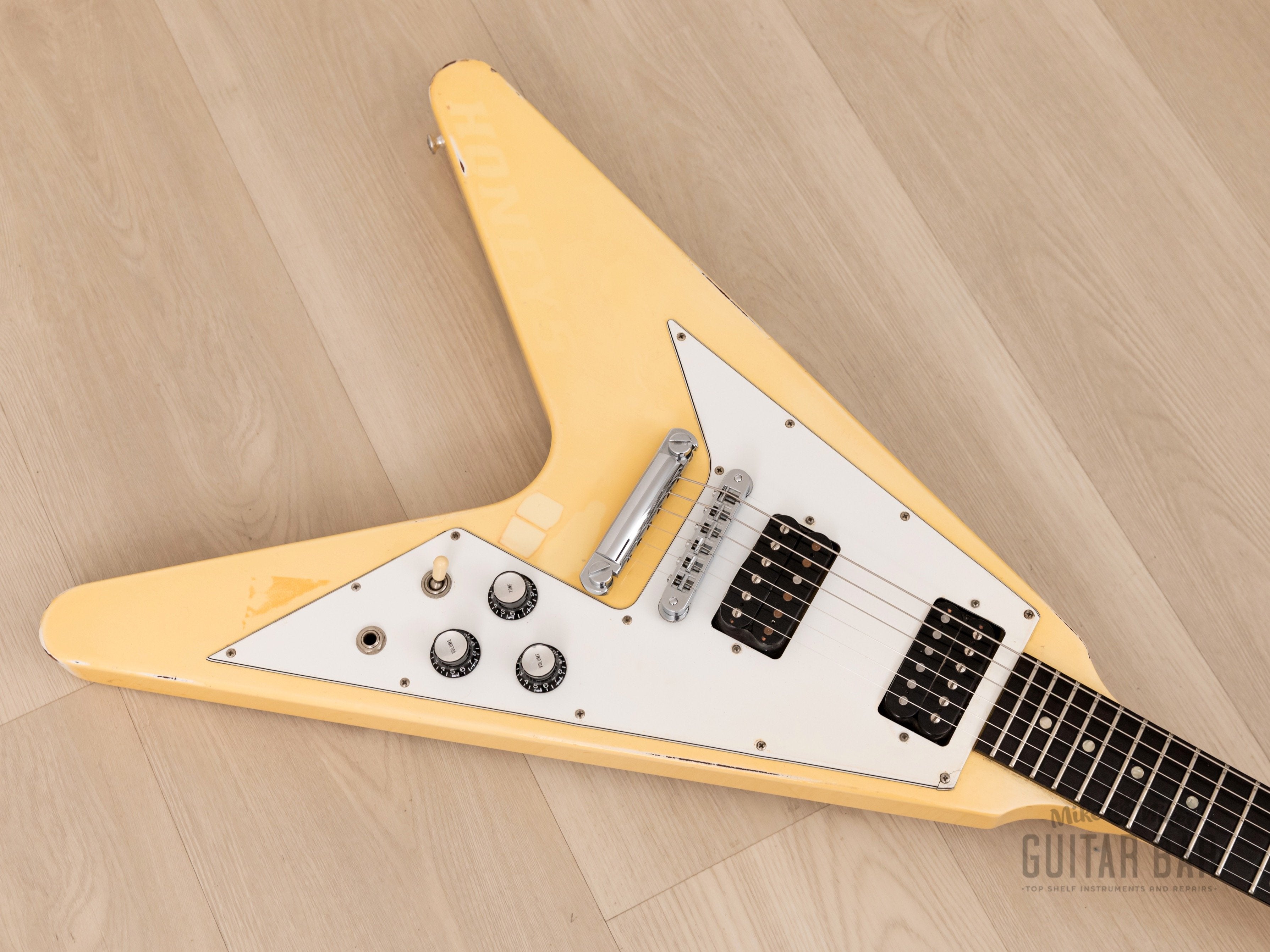 1995 Gibson Flying V '67 Vintage Reissue Alpine White w/ Ebony Fretboard, Case