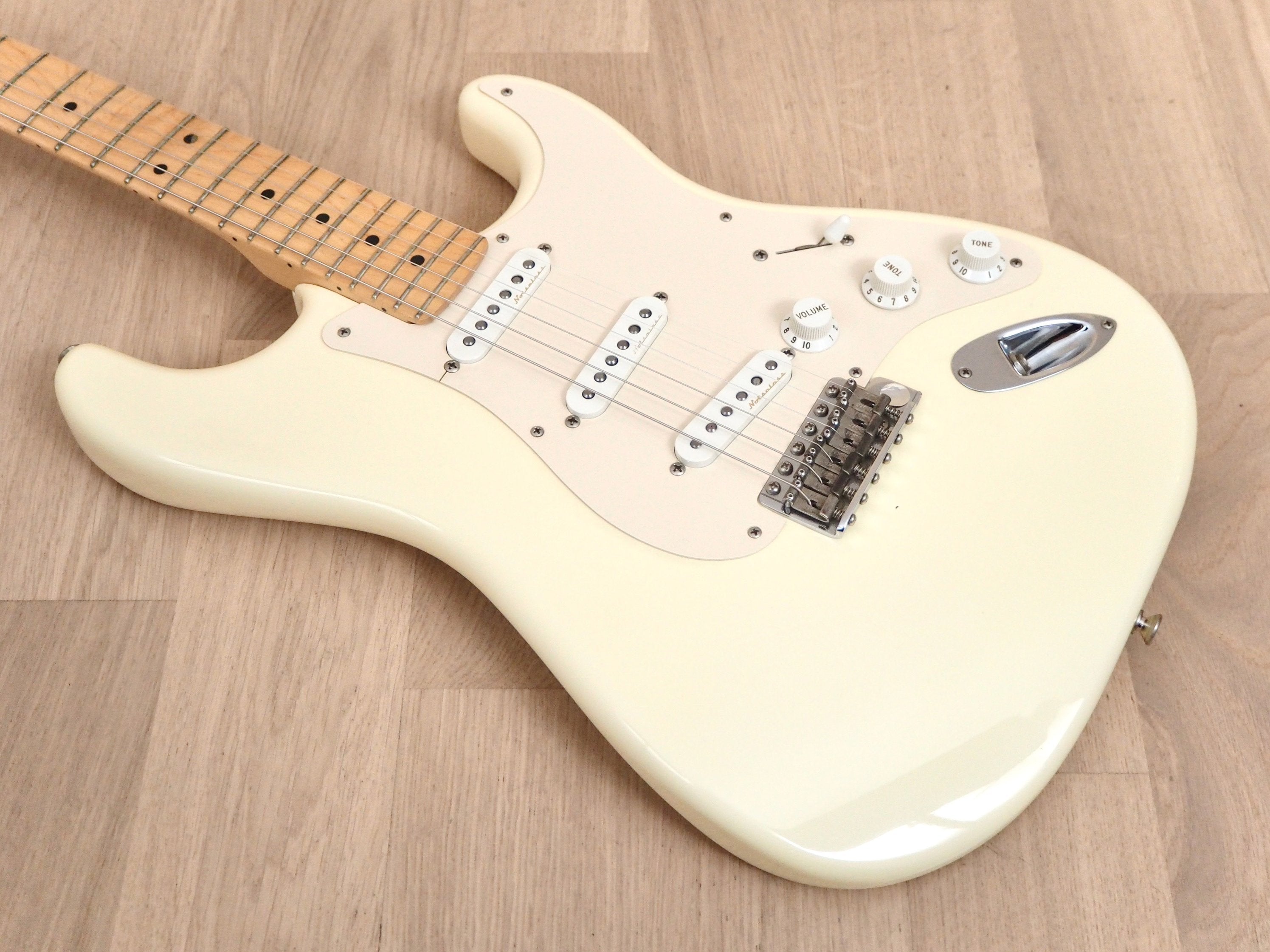 2002 Fender Artist Series Eric Clapton Signature Stratocaster, Olympic White w/ Case & Hangtags