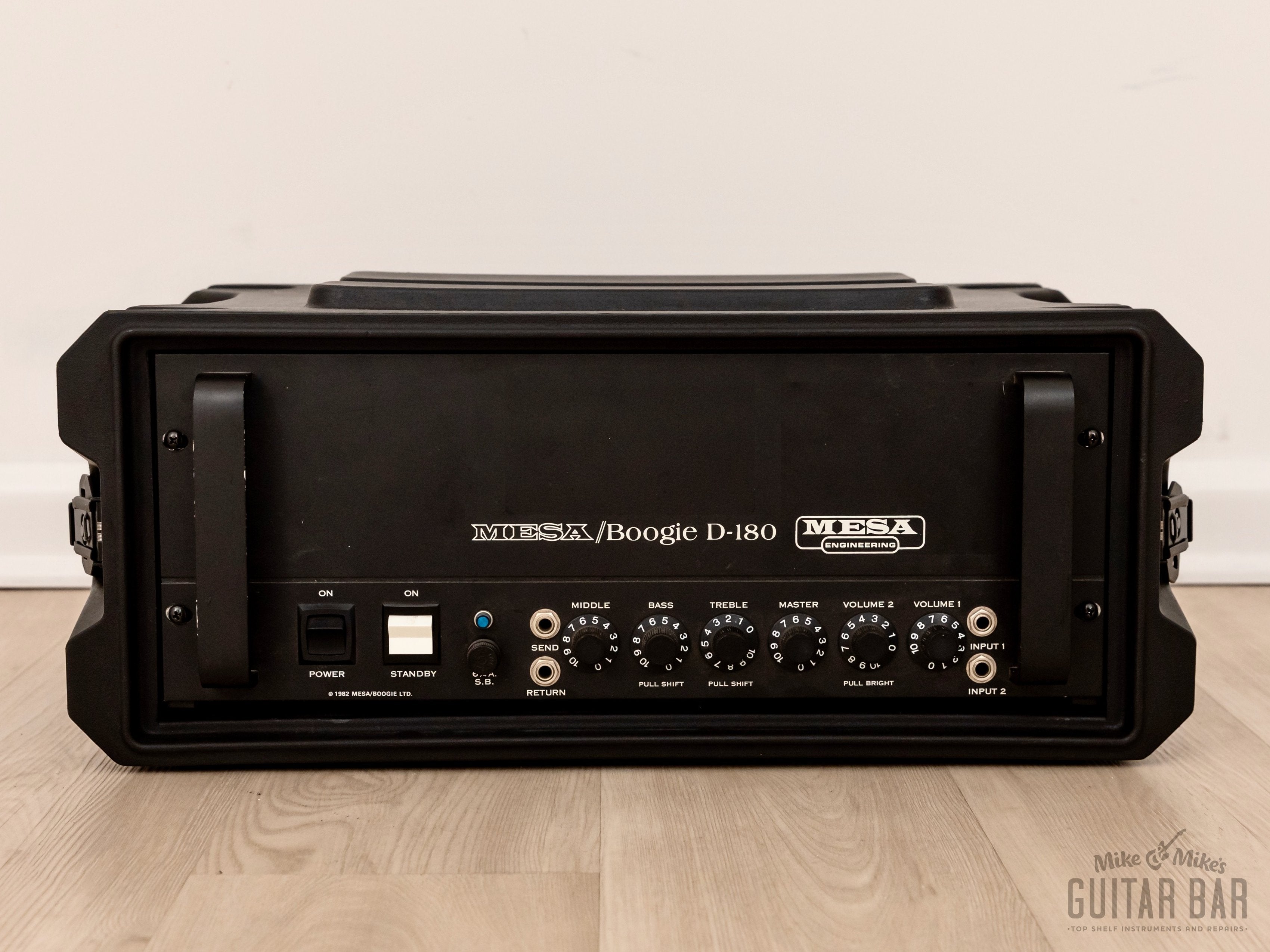 1983 Mesa Boogie D-180 Vintage Rackmount Tube Bass Amp Head 200 Watt, 5881