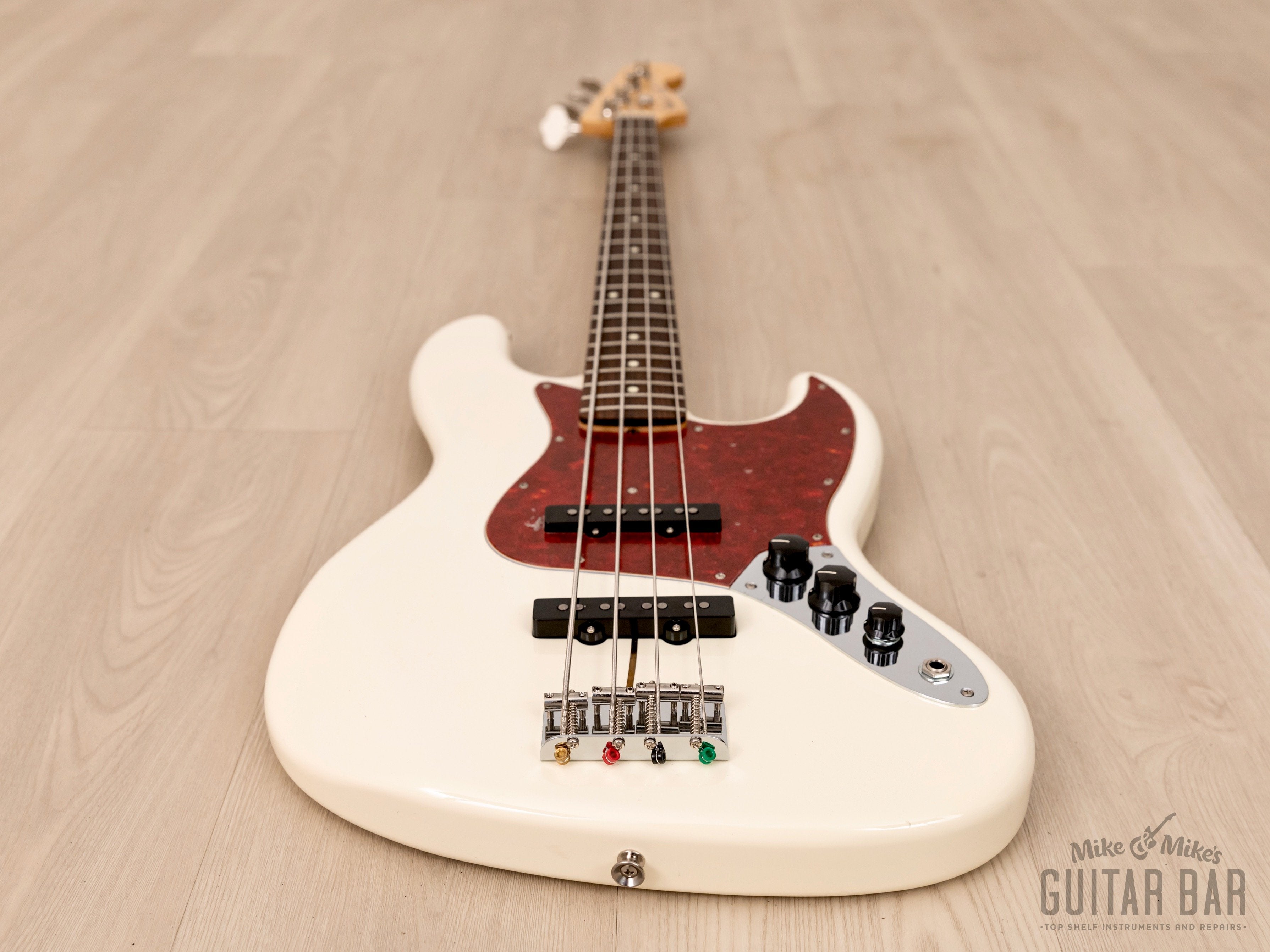 2018 Fender Hybrid 60s Jazz Bass Arctic White w/ USA Pickups, Hangtags & Case, Japan MIJ