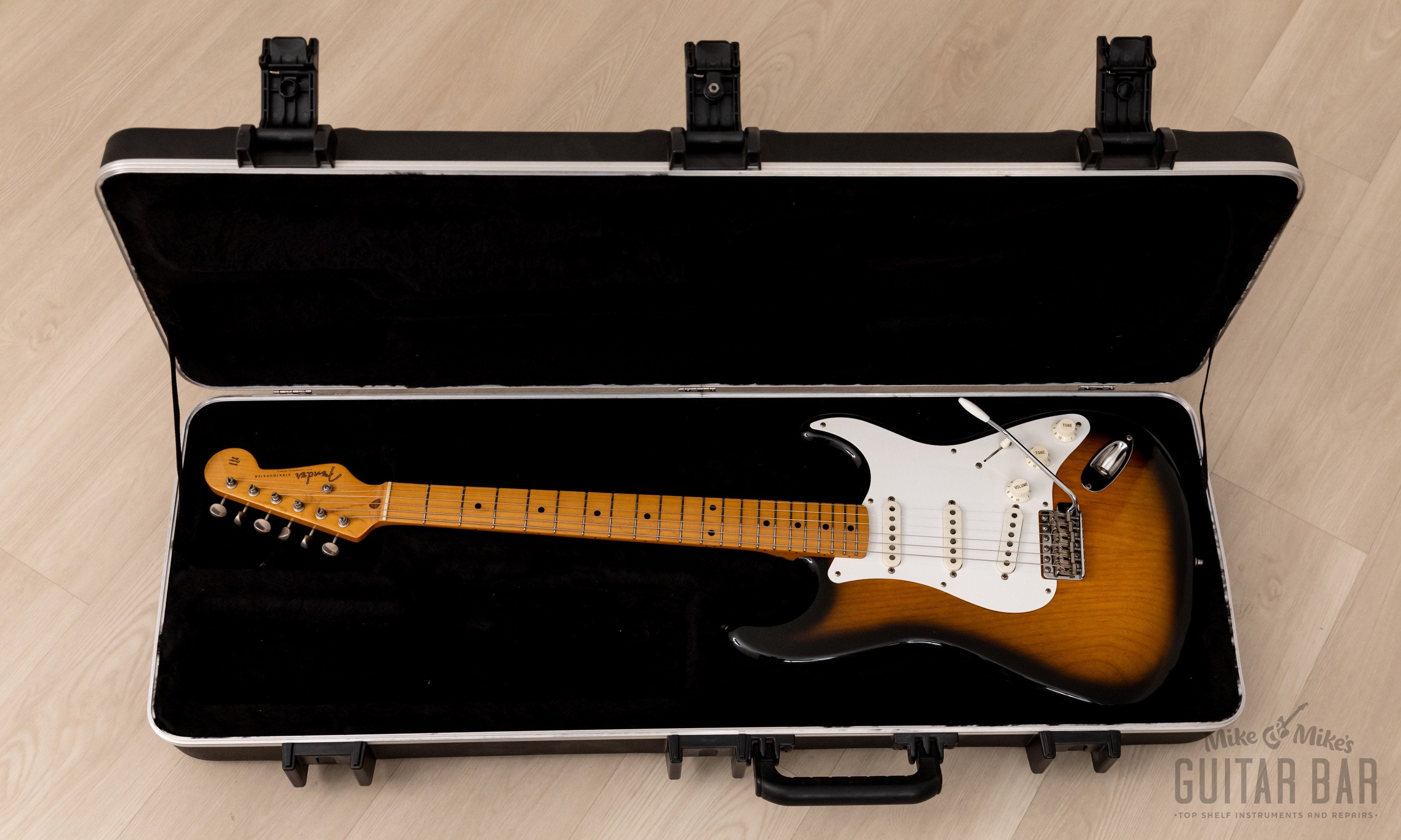 1992 Fender Custom Edition '54 Stratocaster ST54-75RV, USA Pickups, Lacquer Finish & Case, Japan MIJ