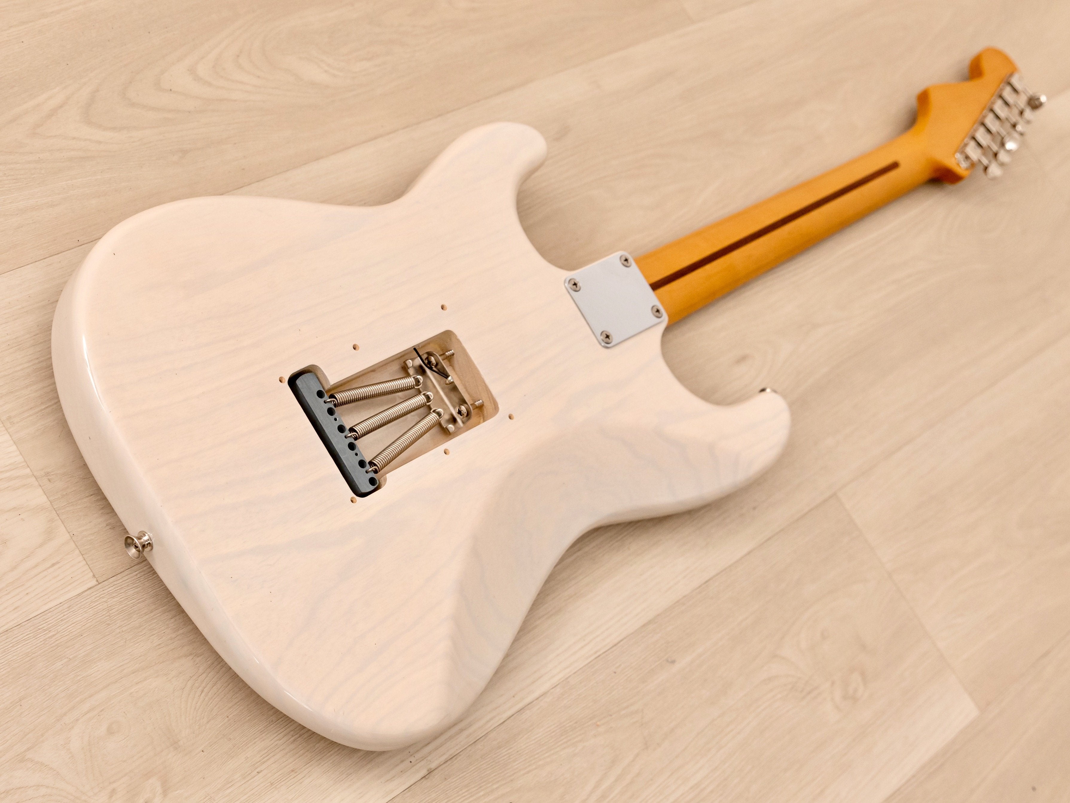 2006 Fender ’57 Stratocaster ST57-85TX/ALG Blonde, Ash Body w/ Anodized Guard & USA Pickups, Japan CIJ
