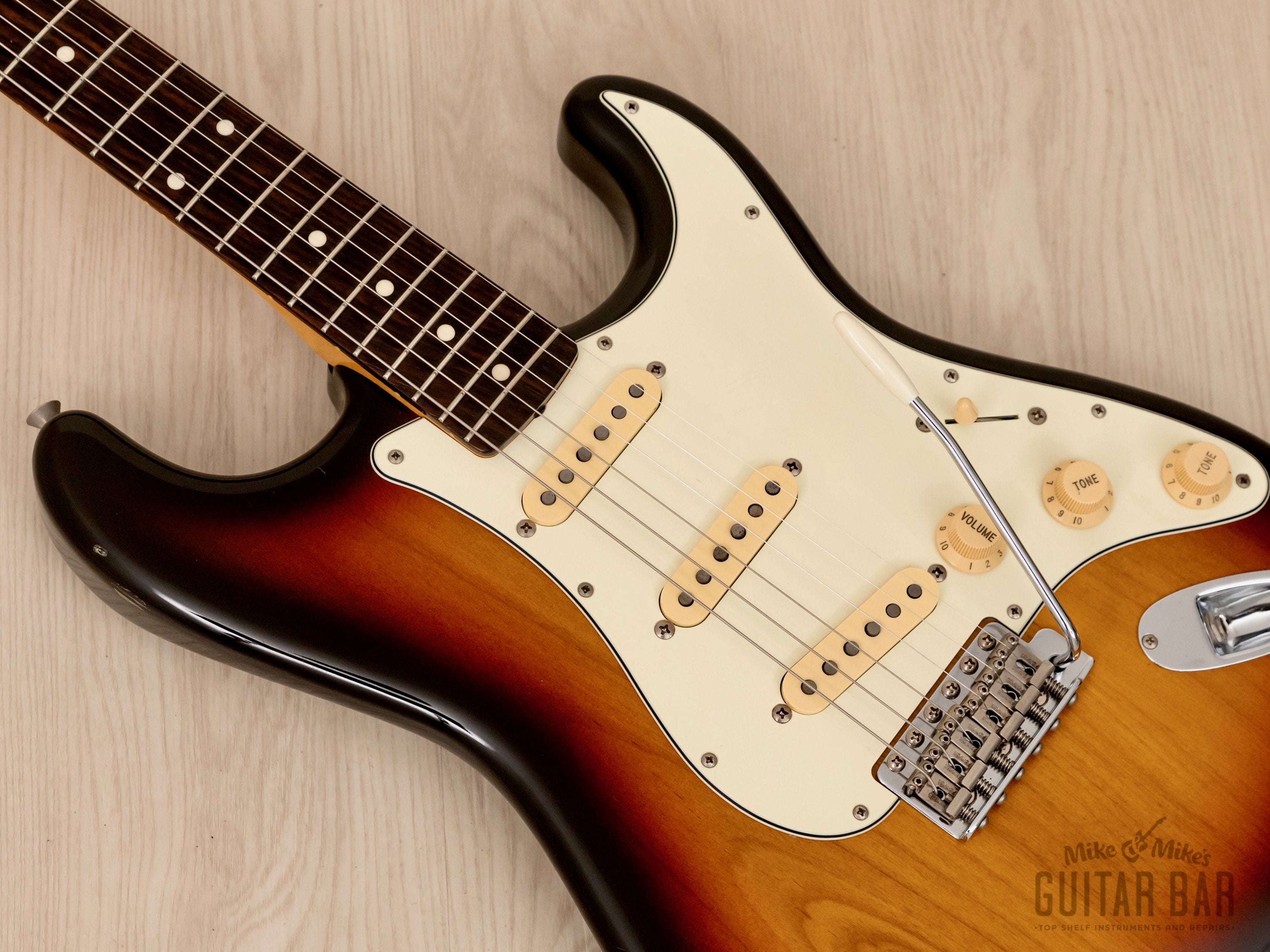 2009 Fender Stratocaster ‘62 Vintage Reissue ST62-US Sunburst w/ USA  Pickups, Near-Mint, Japan MIJ